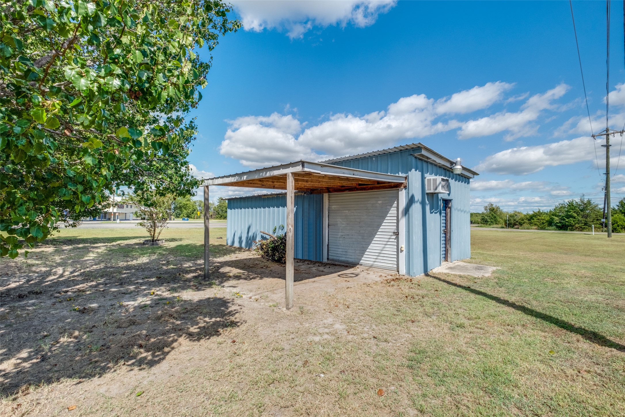 6663 State Highway 276