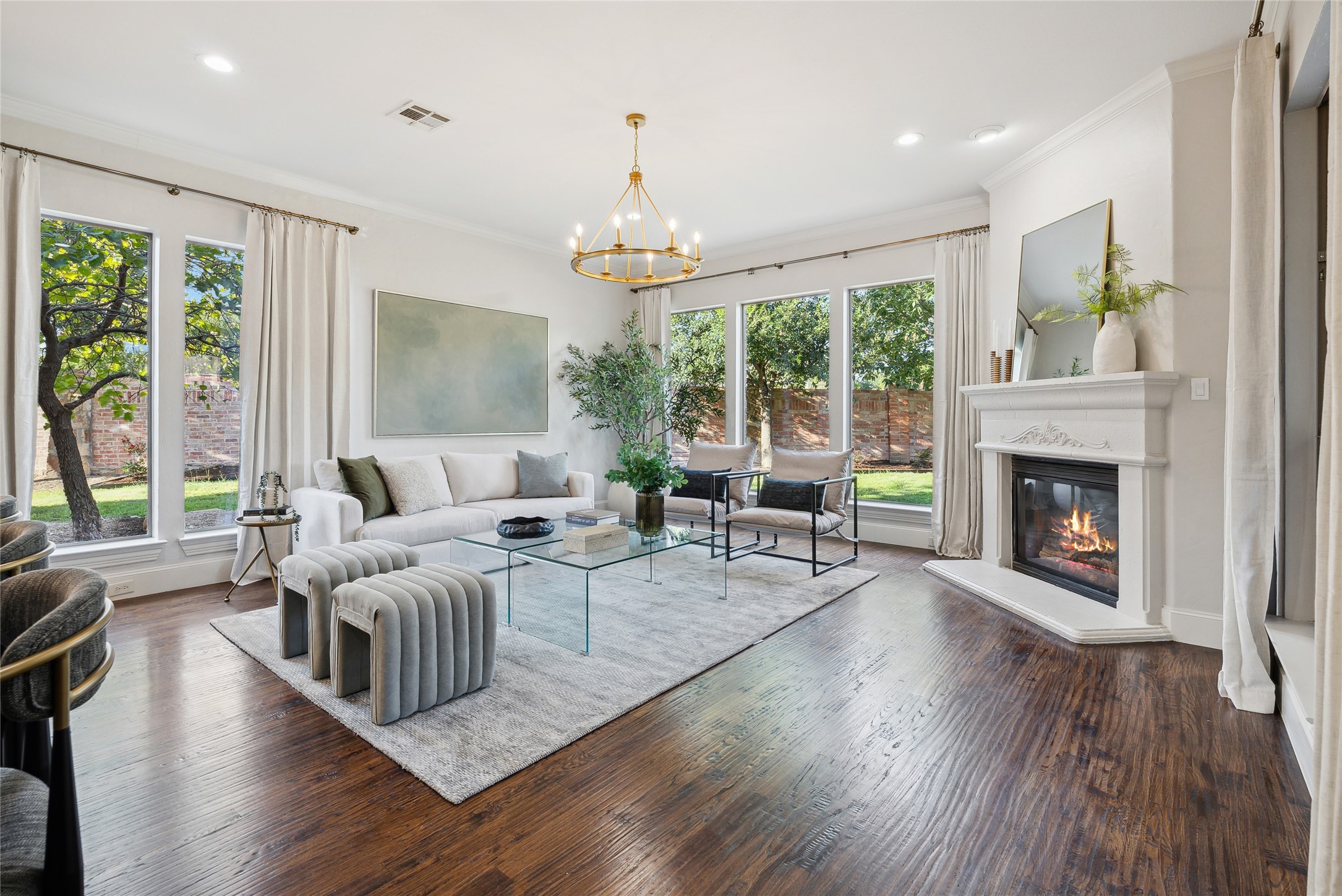 4686 Parma Lane