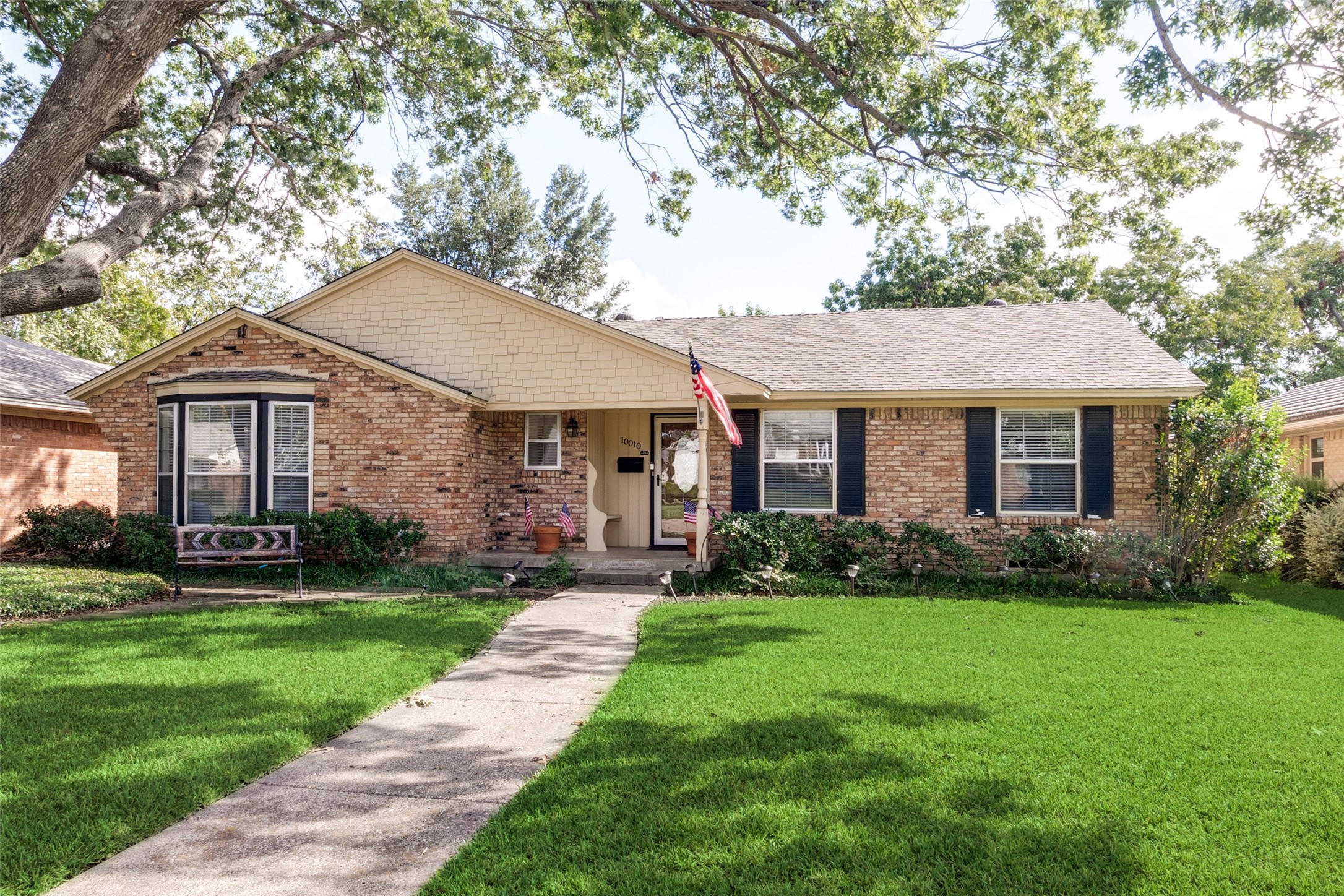 10010 Parkford Drive