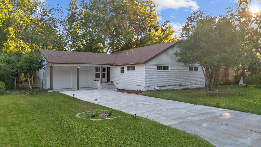 2972 Selma Lane
