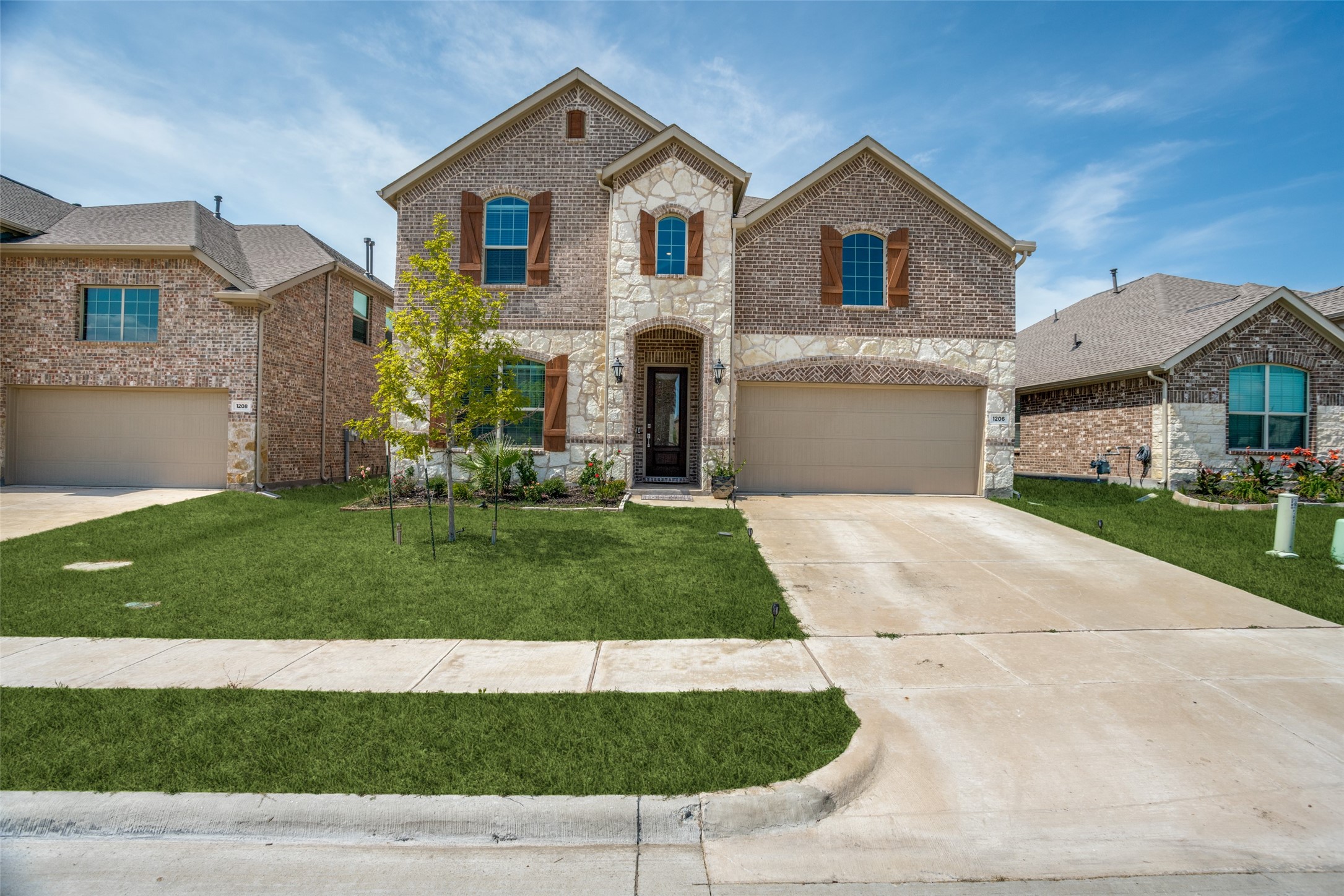 1206 Rosewood Street