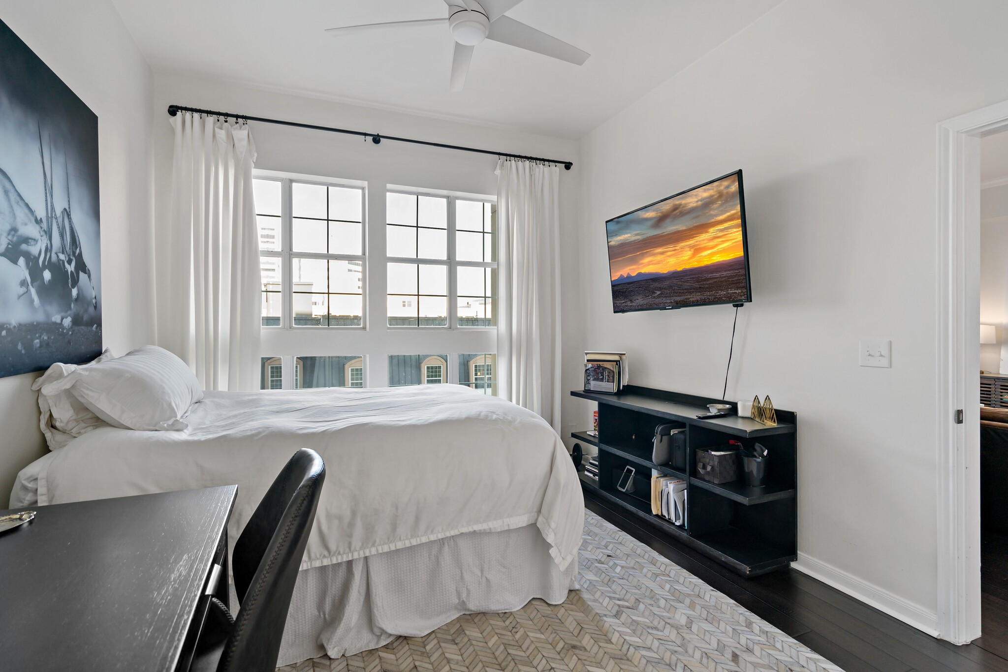 3225 Turtle Creek Boulevard 842