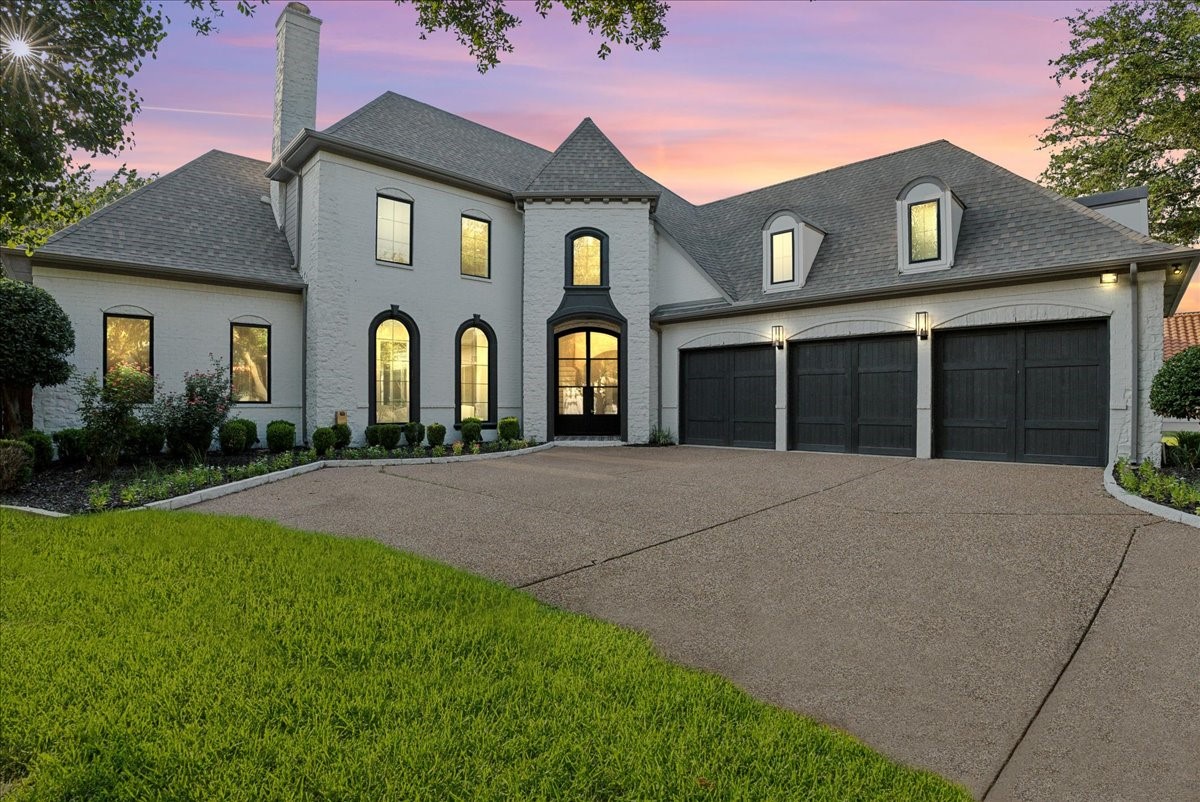 2301 Fawnwood Drive