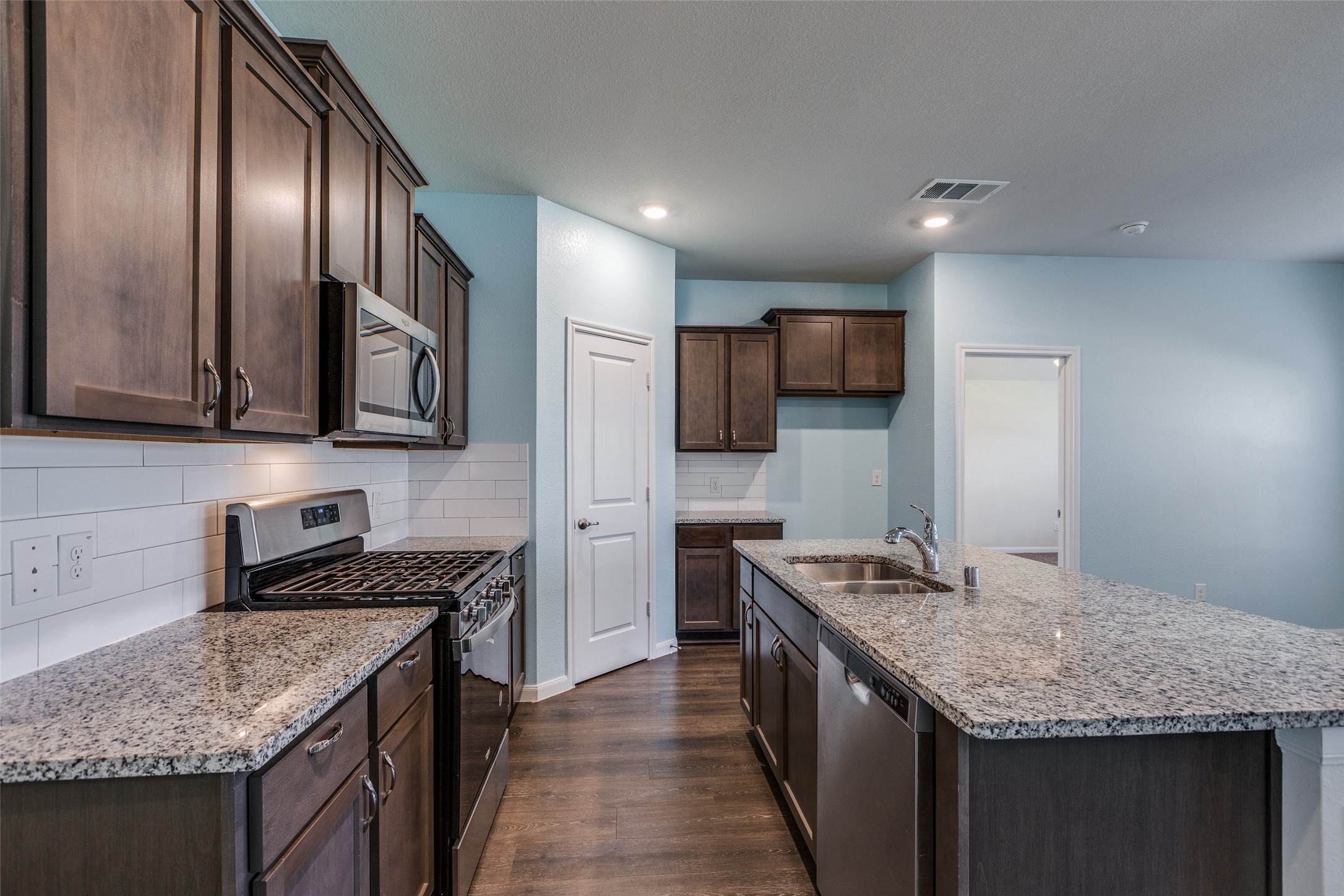 600 Spur Ridge