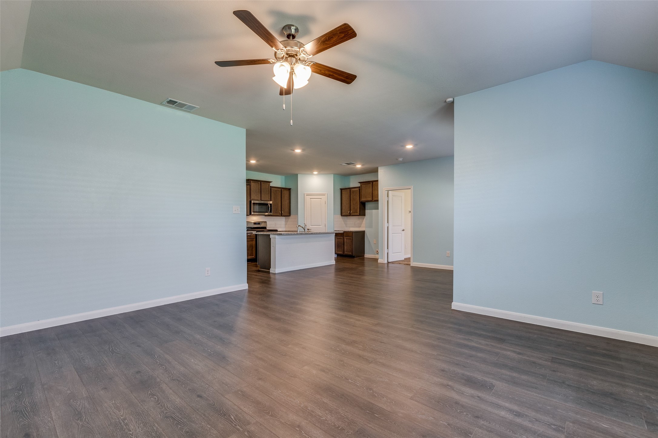 600 Spur Ridge