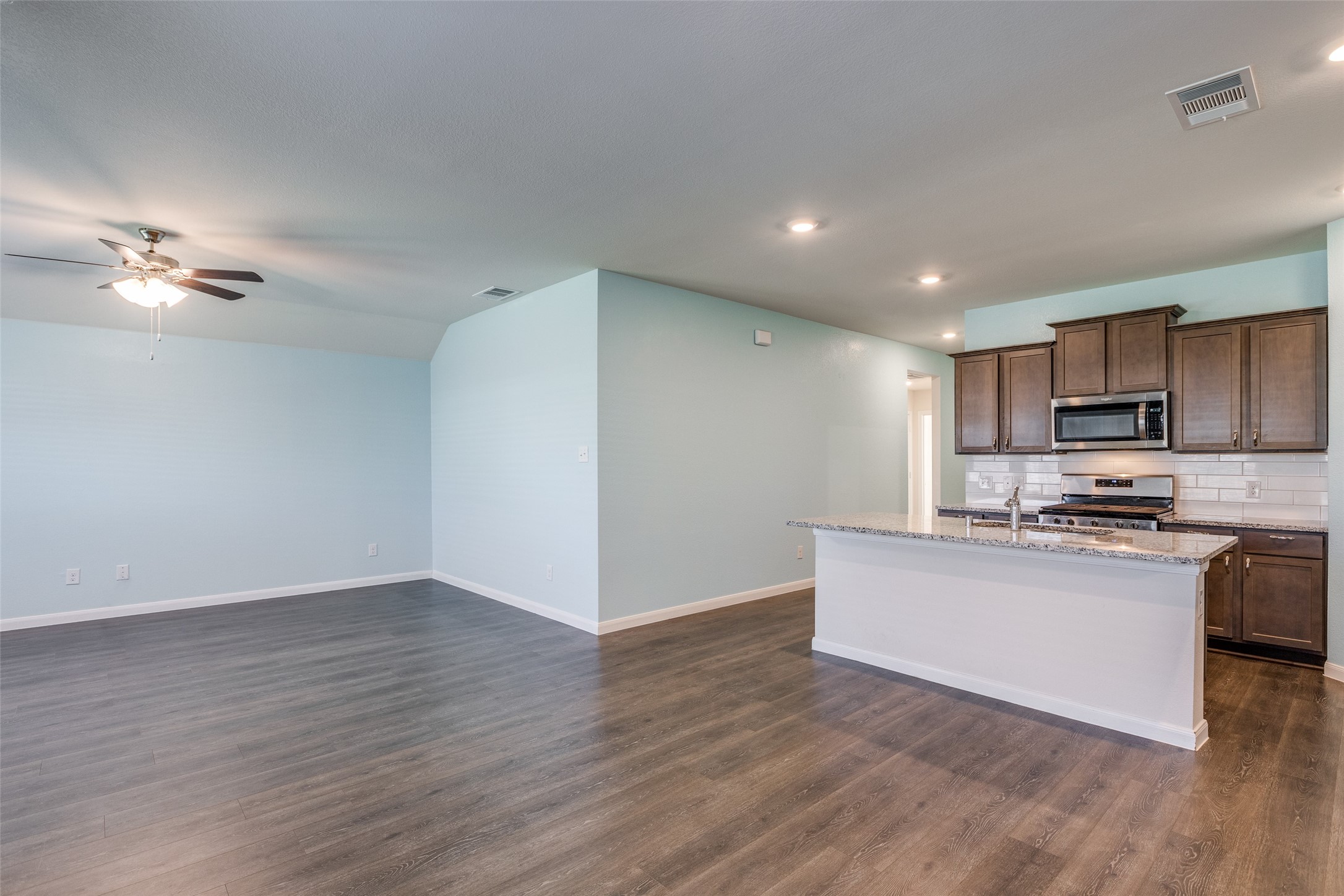 600 Spur Ridge