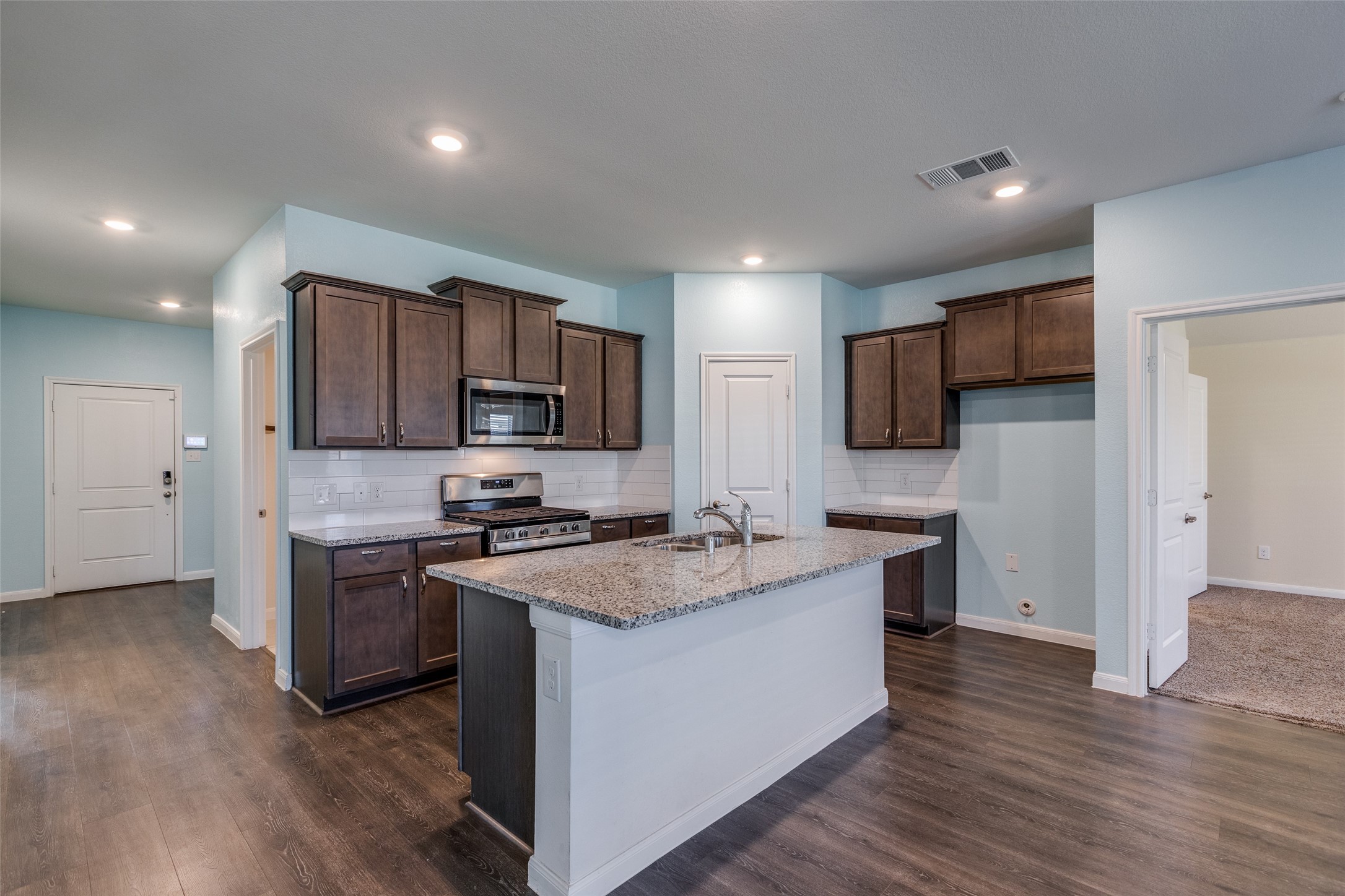 600 Spur Ridge