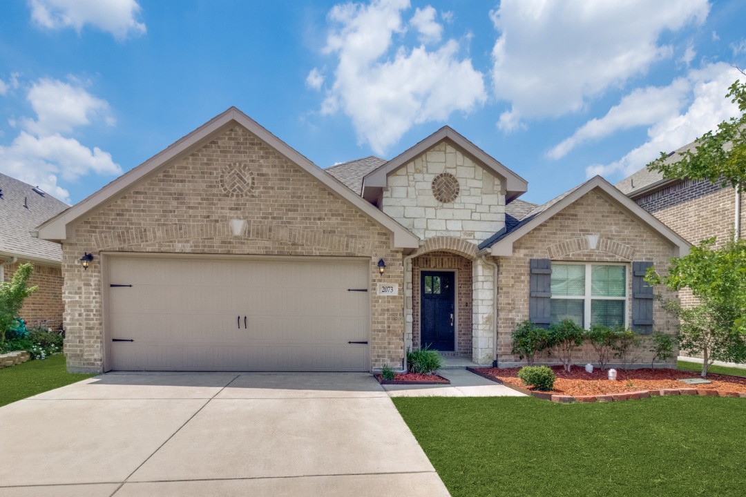 2073 Avondown Road