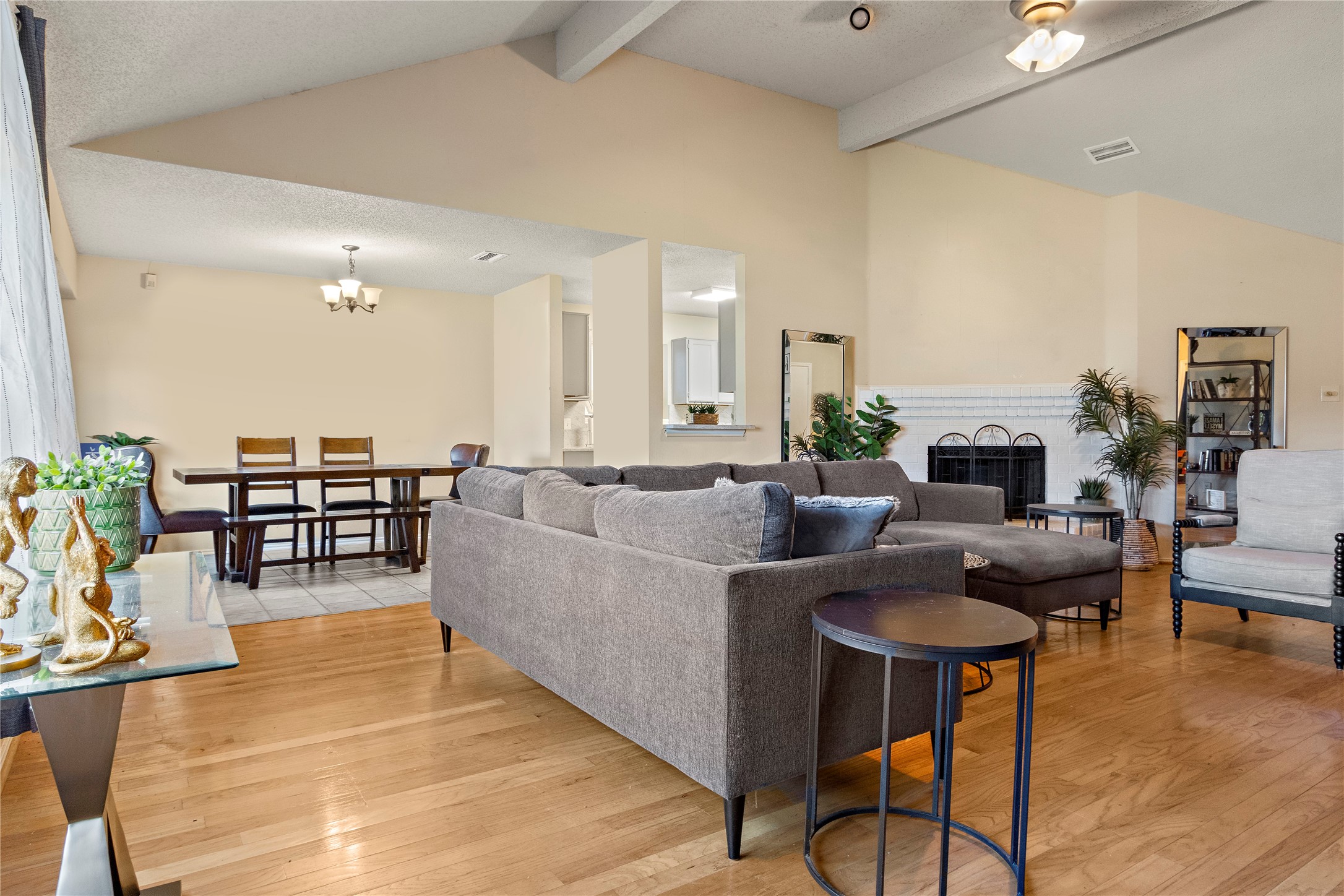 808 Simon Drive