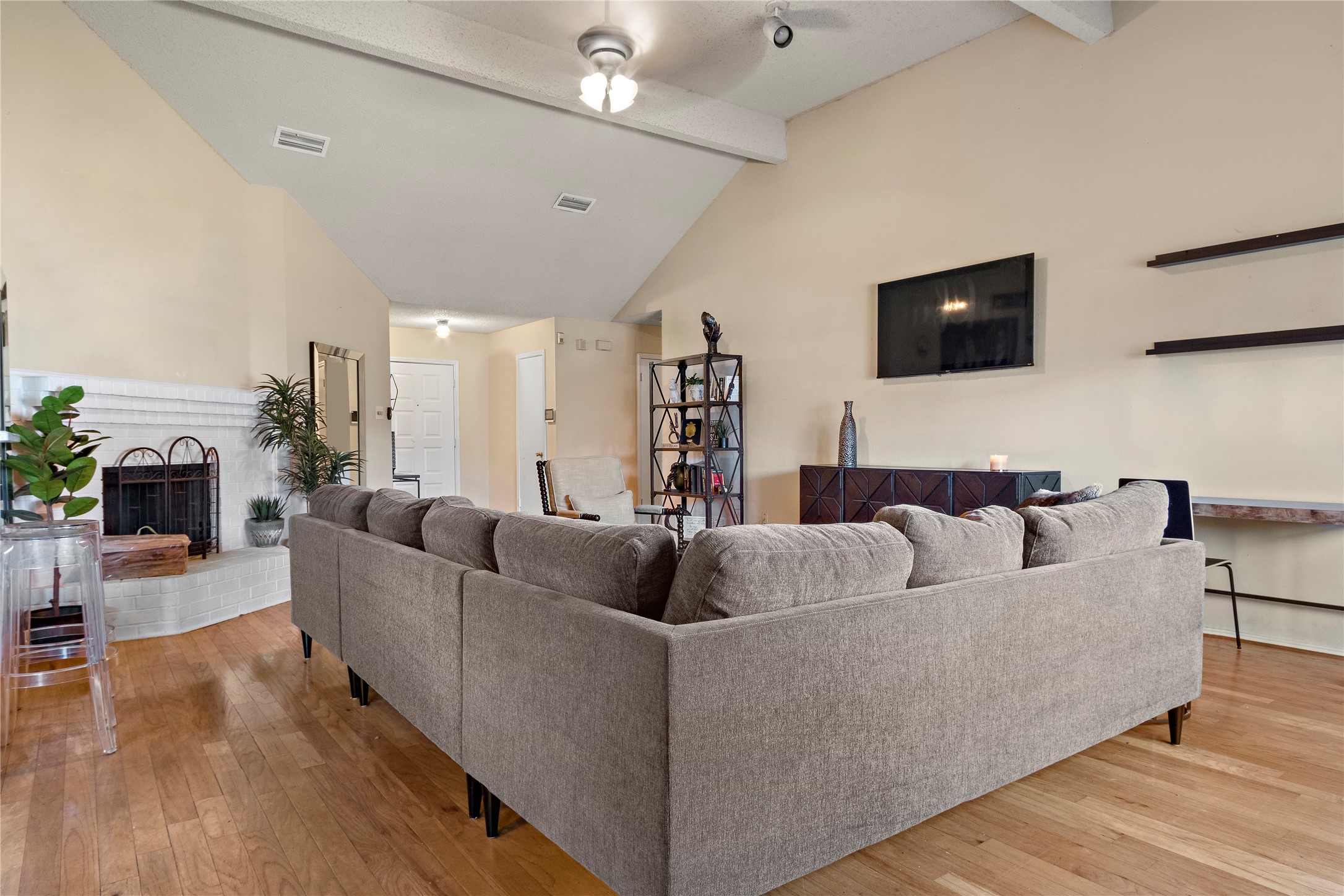 808 Simon Drive