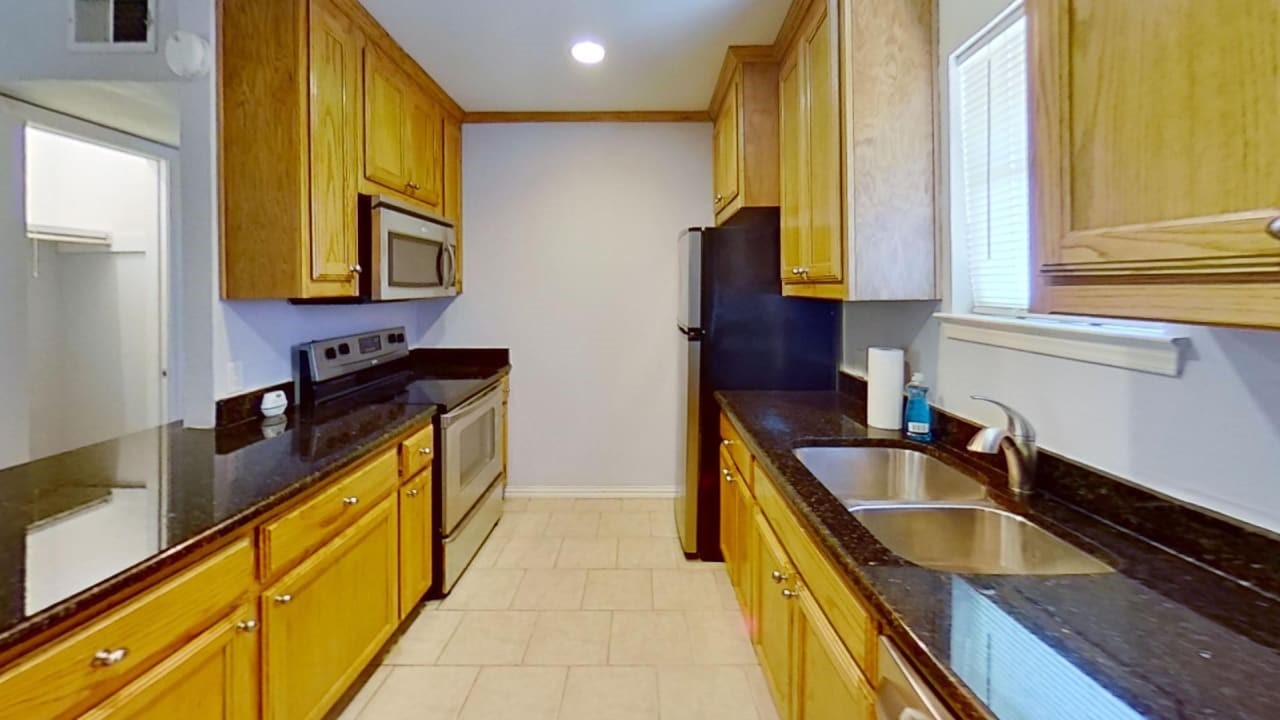 10594 High Hollows Drive 290