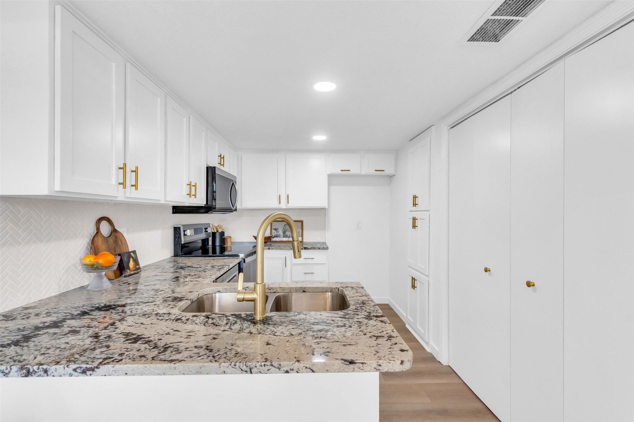14151 Montfort Drive 356