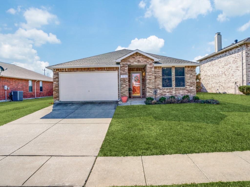 1516 Flagstone Lane