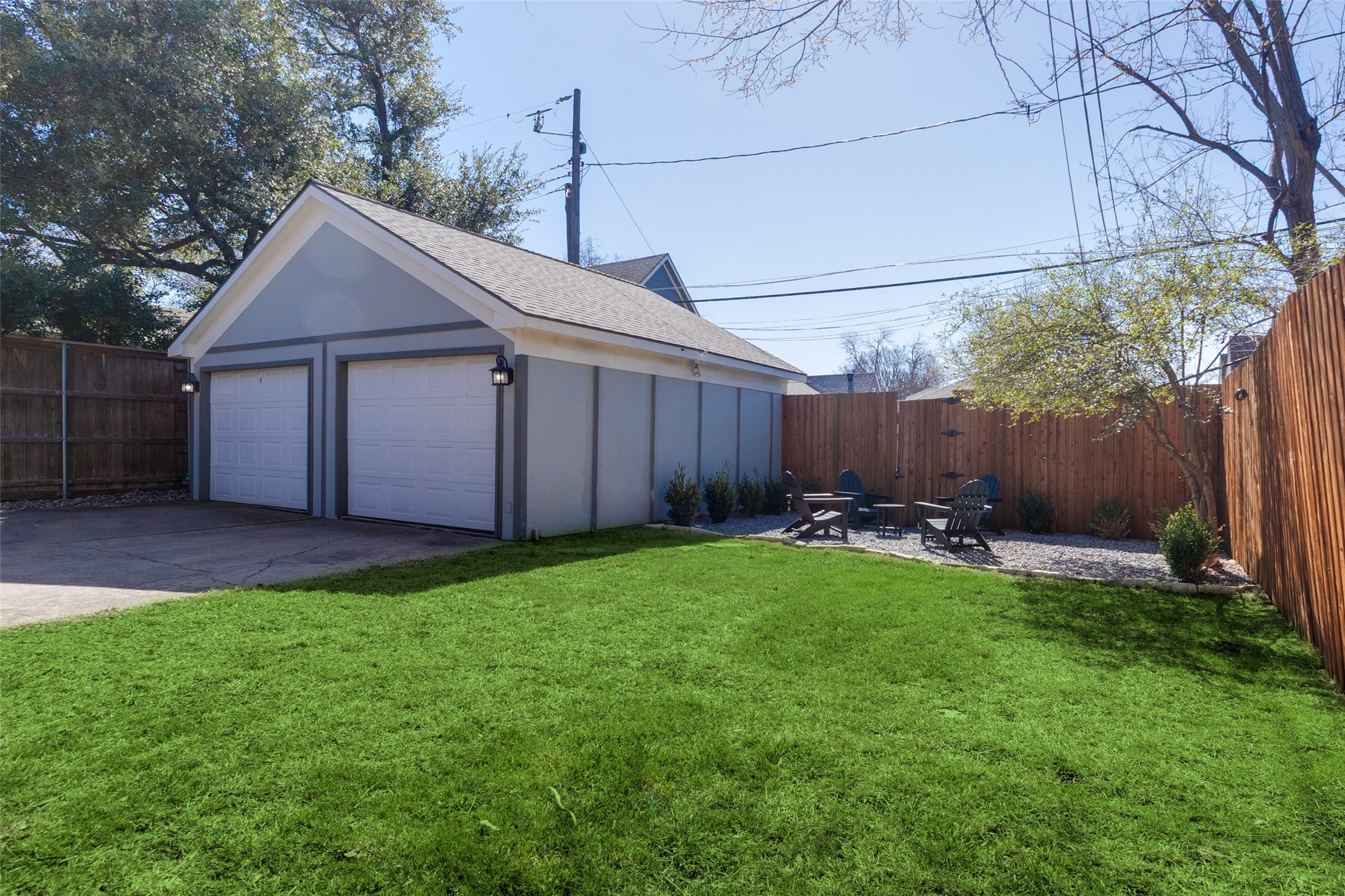 5704 Mercedes Avenue
