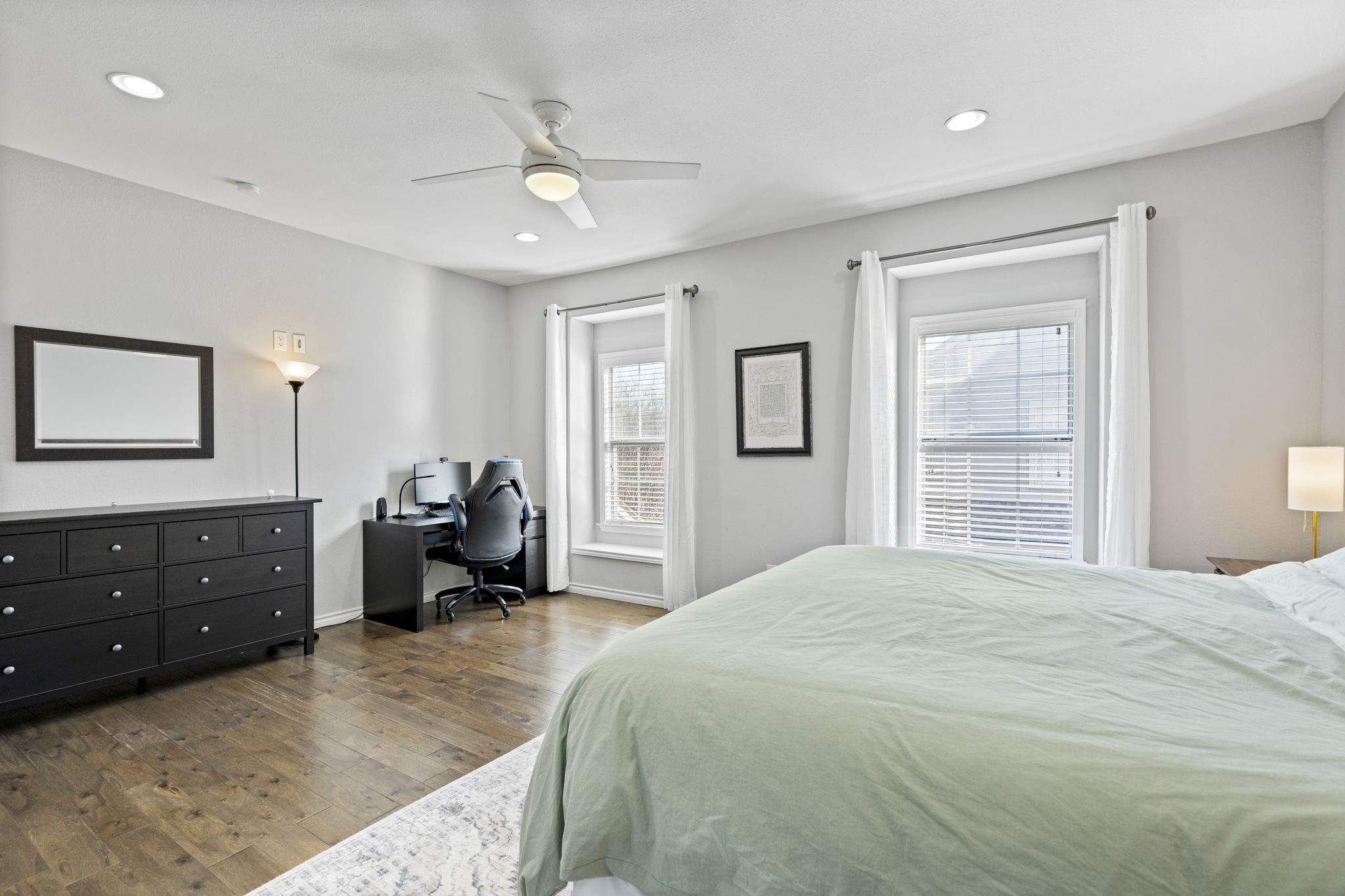 12680 Hillcrest Road 4111