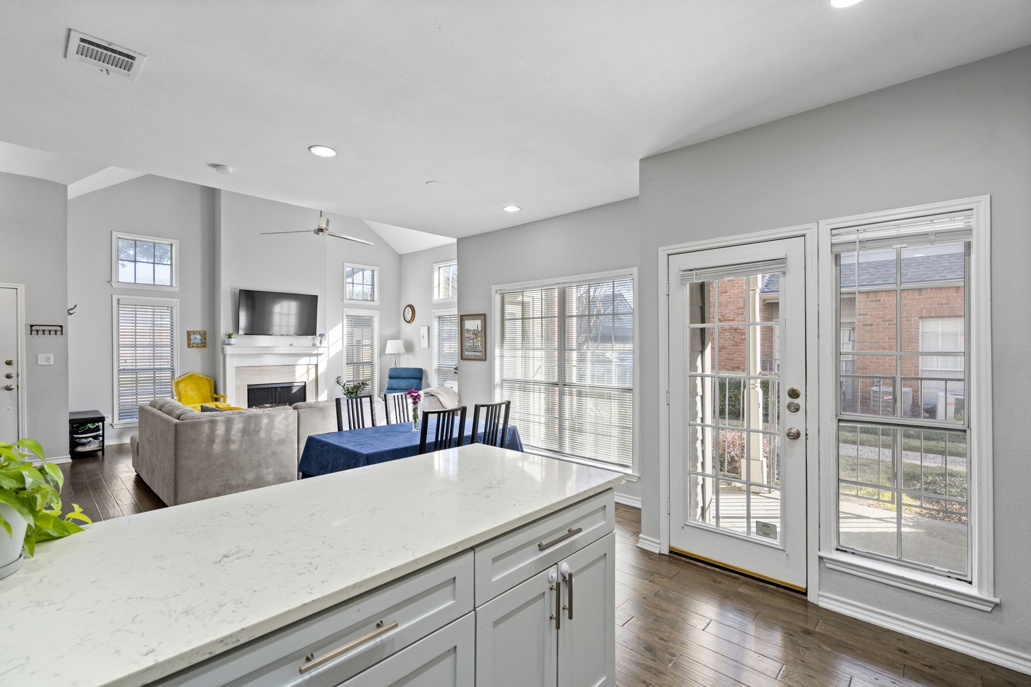 12680 Hillcrest Road 4111