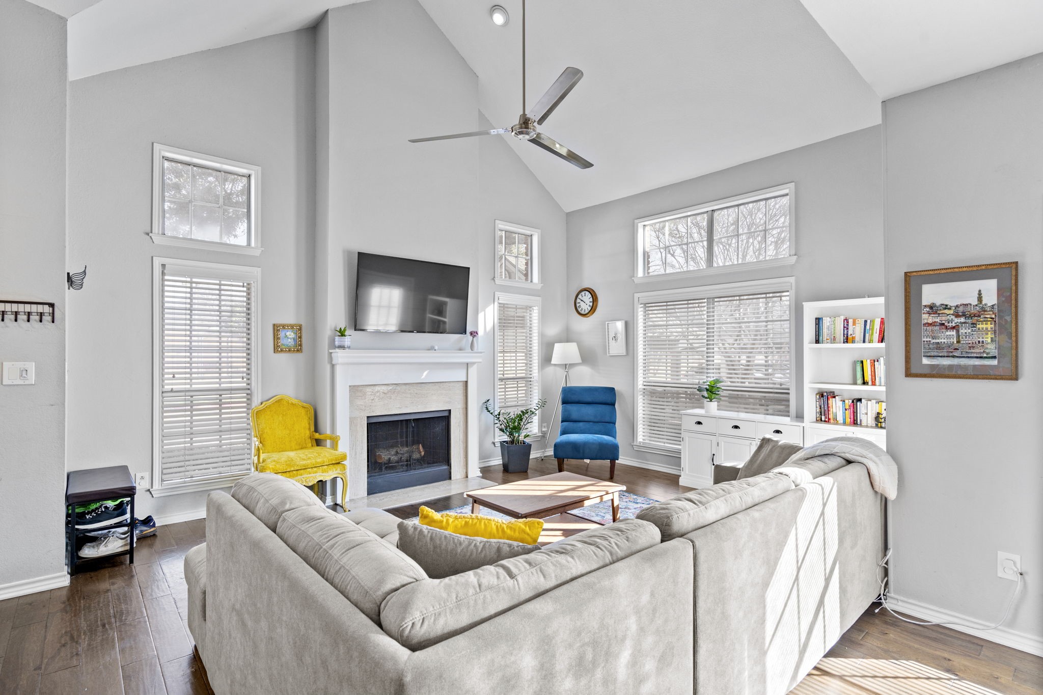 12680 Hillcrest Road 4111
