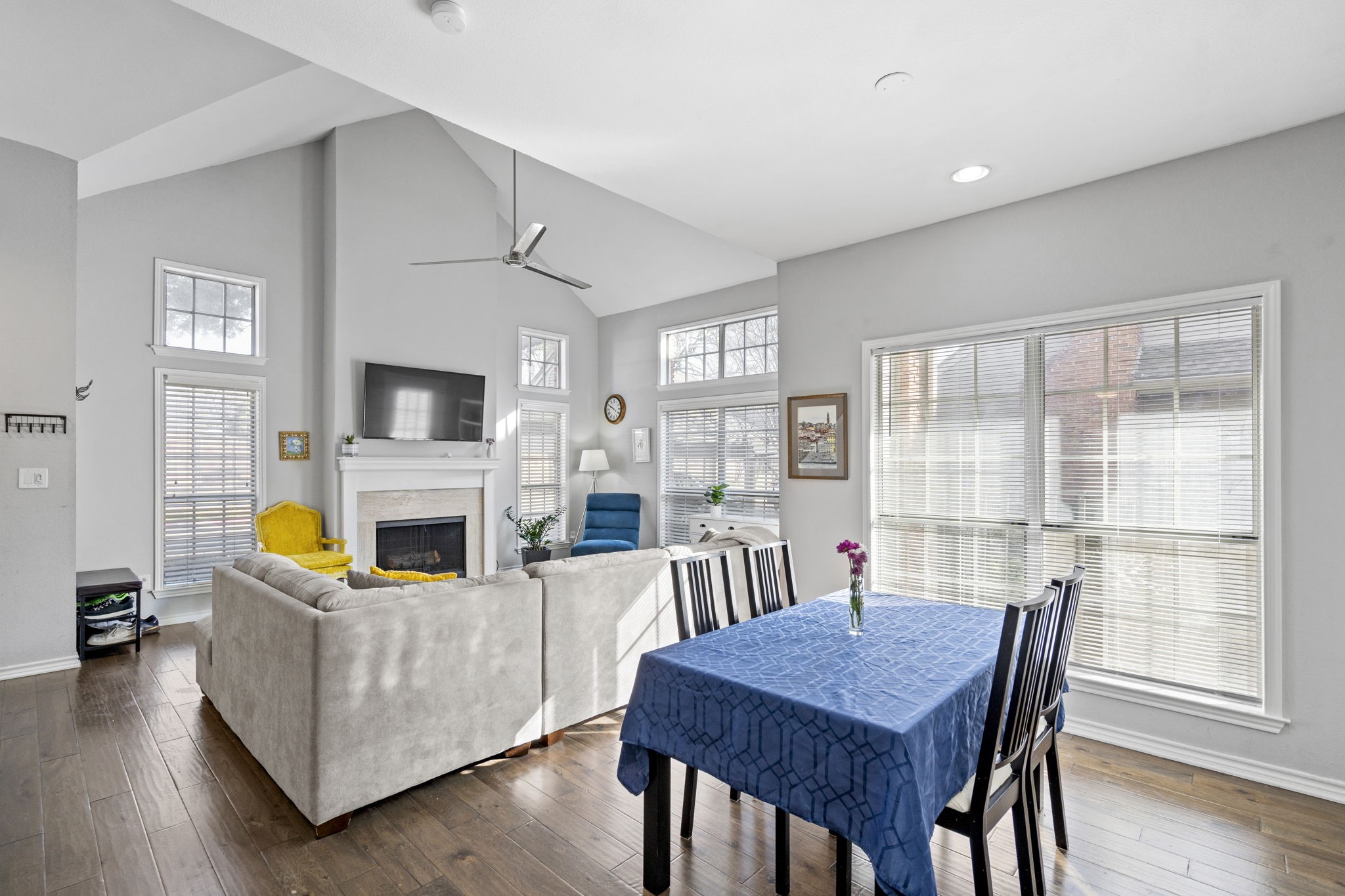 12680 Hillcrest Road 4111