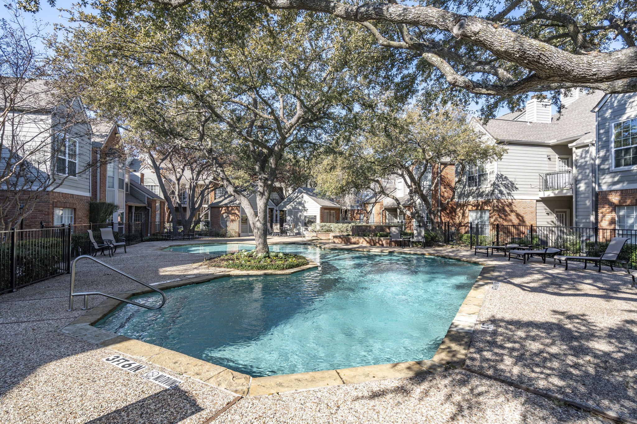 12680 Hillcrest Road 4111