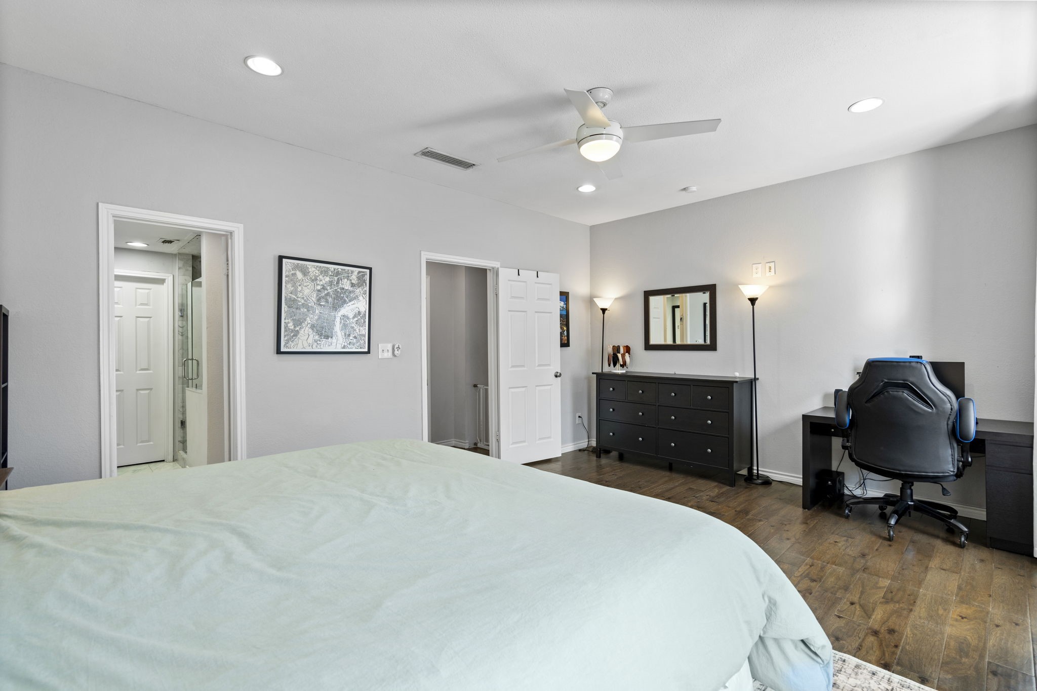 12680 Hillcrest Road 4111