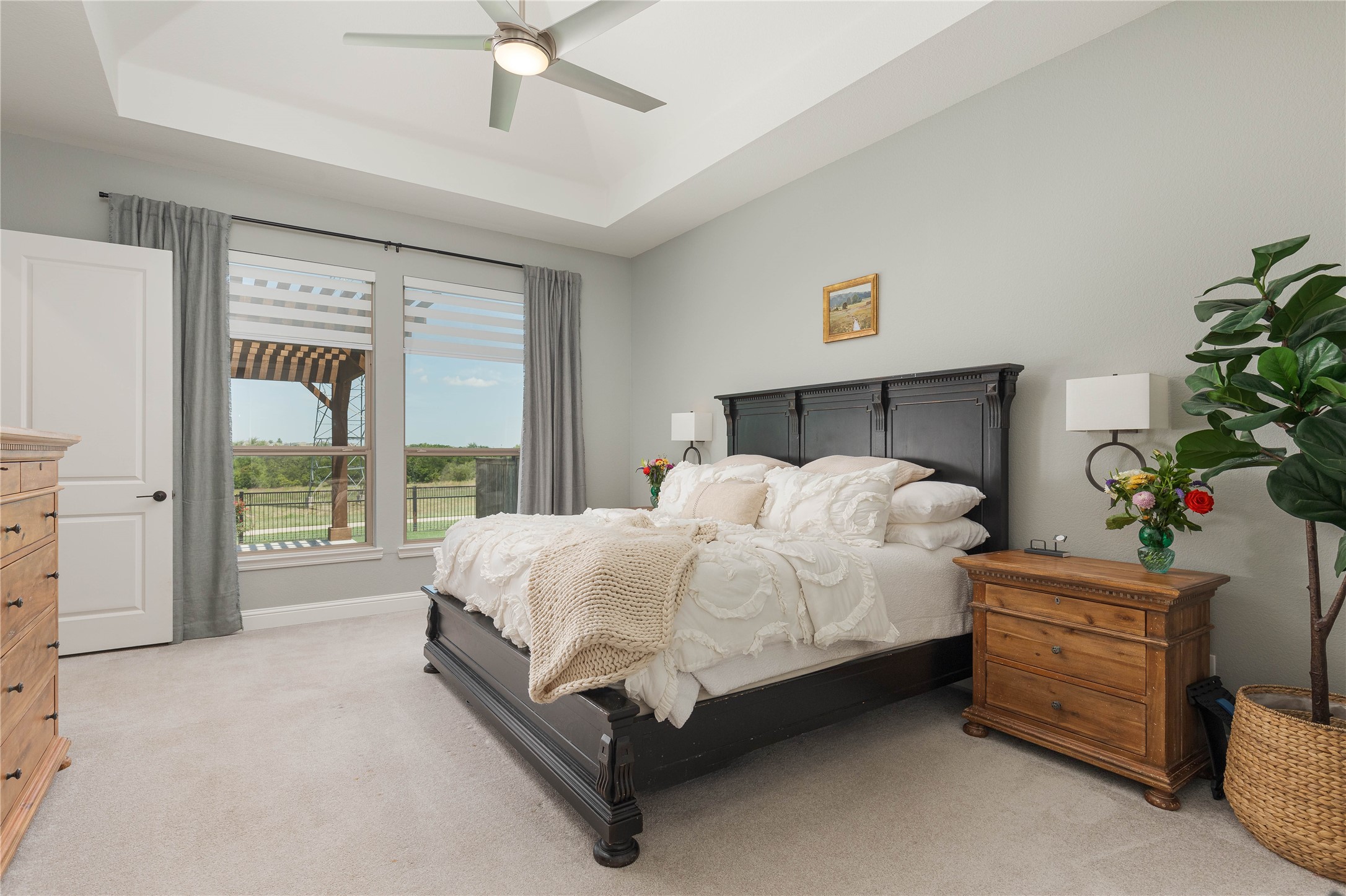 2711 Meadowbrook Boulevard