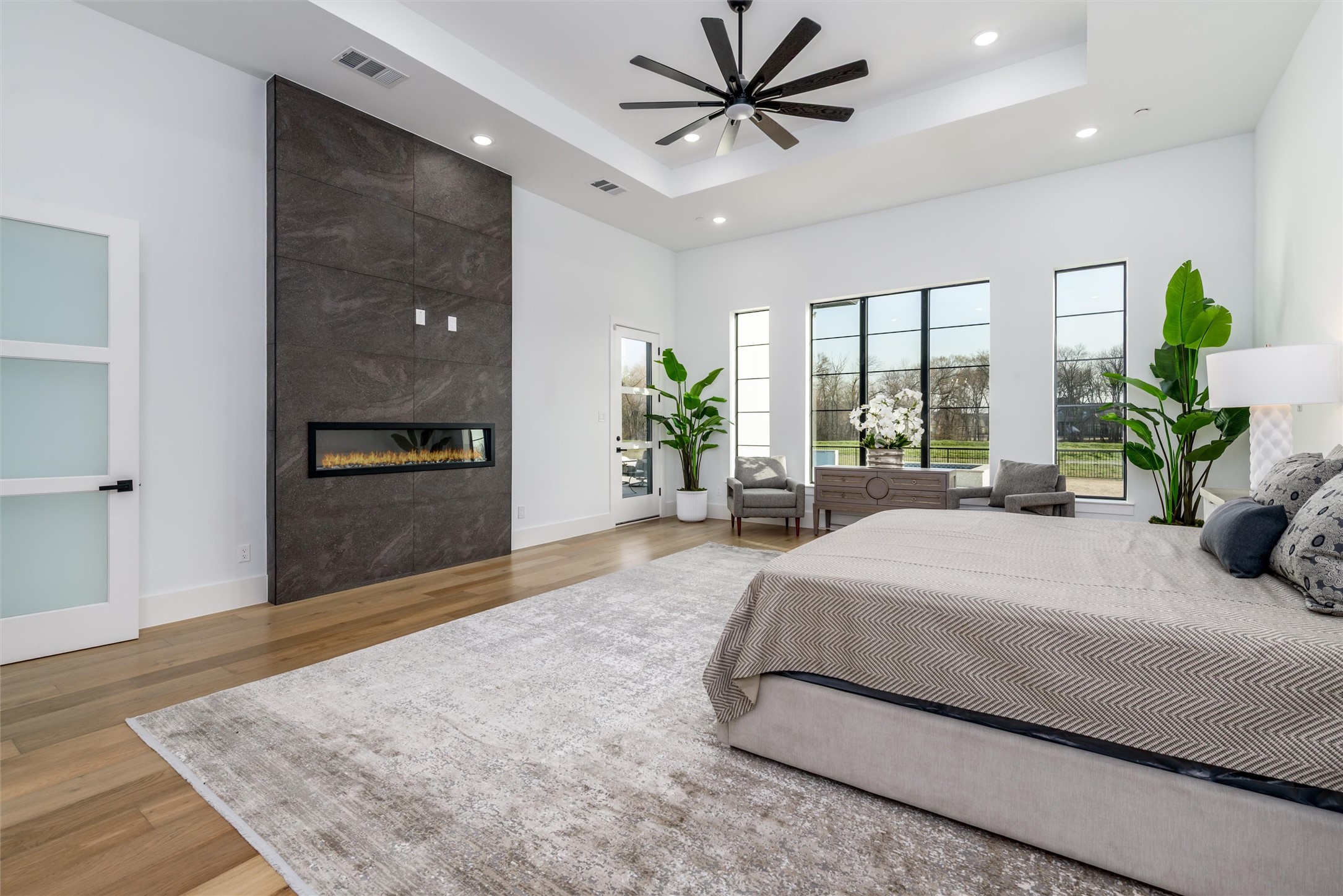 915 Bentwater Drive