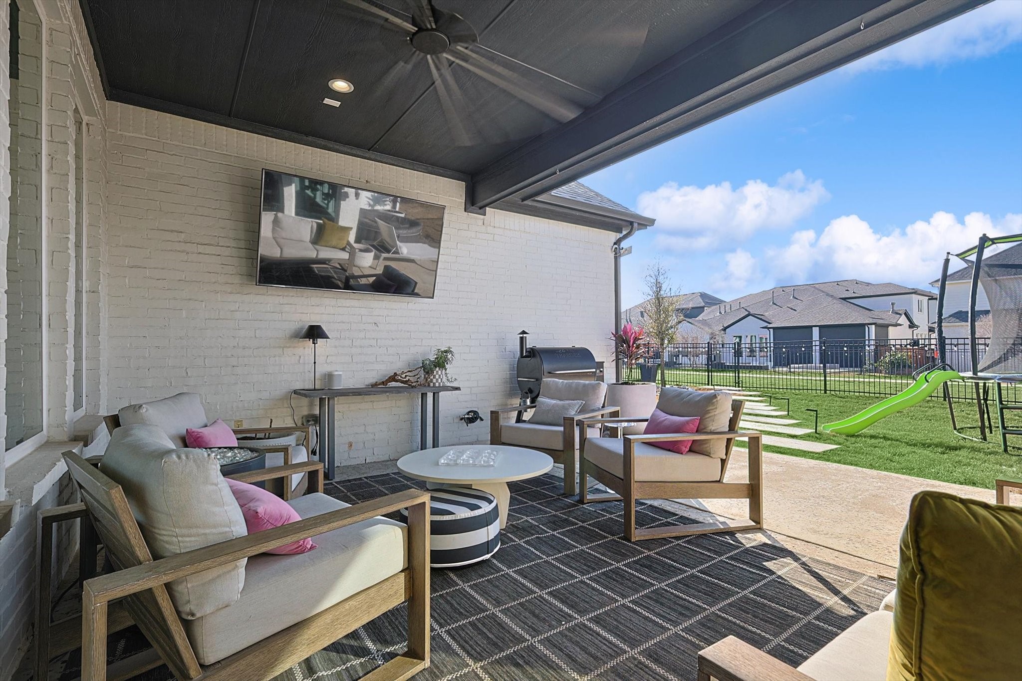 3351 Waverly Drive