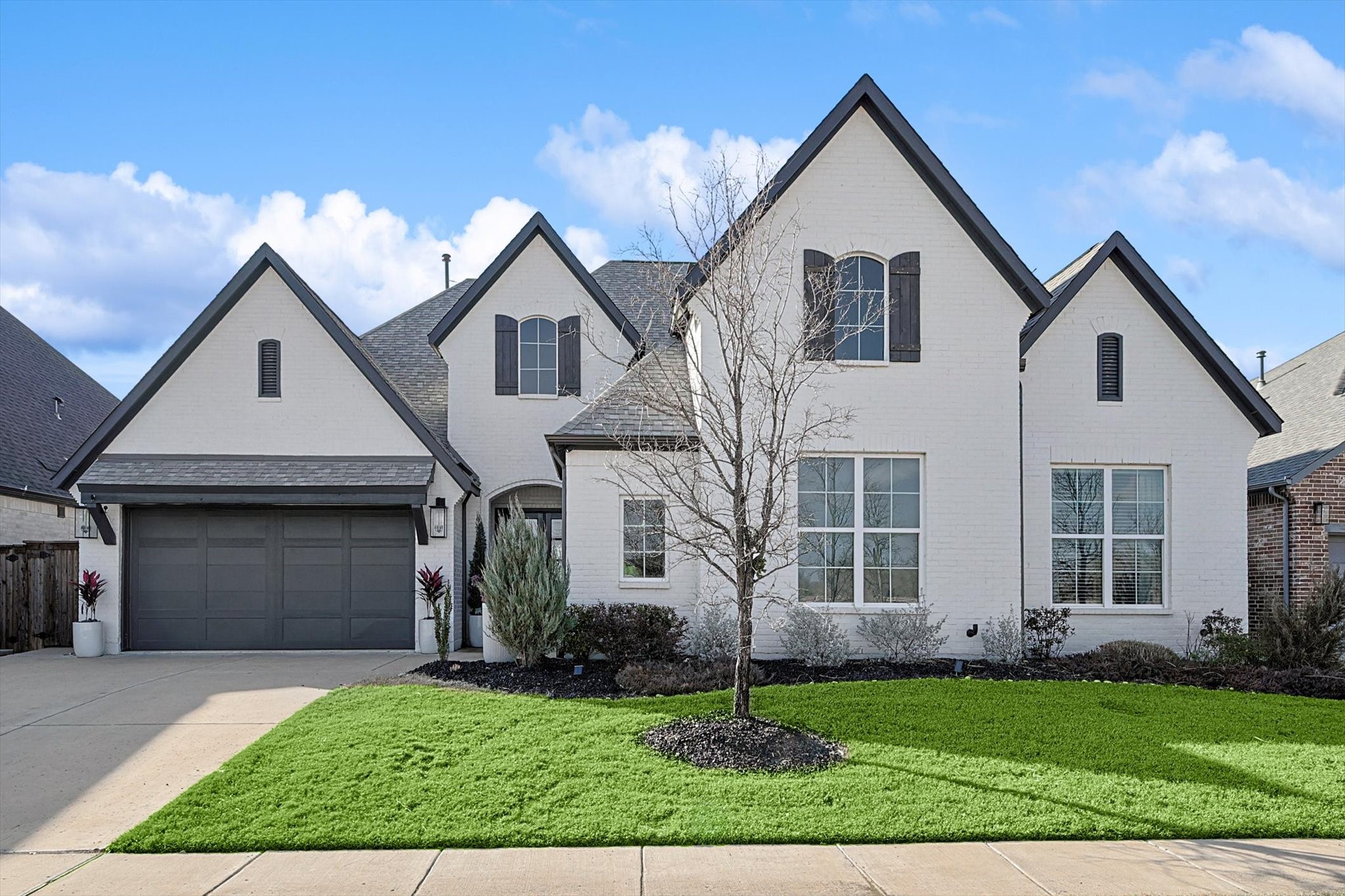 3351 Waverly Drive