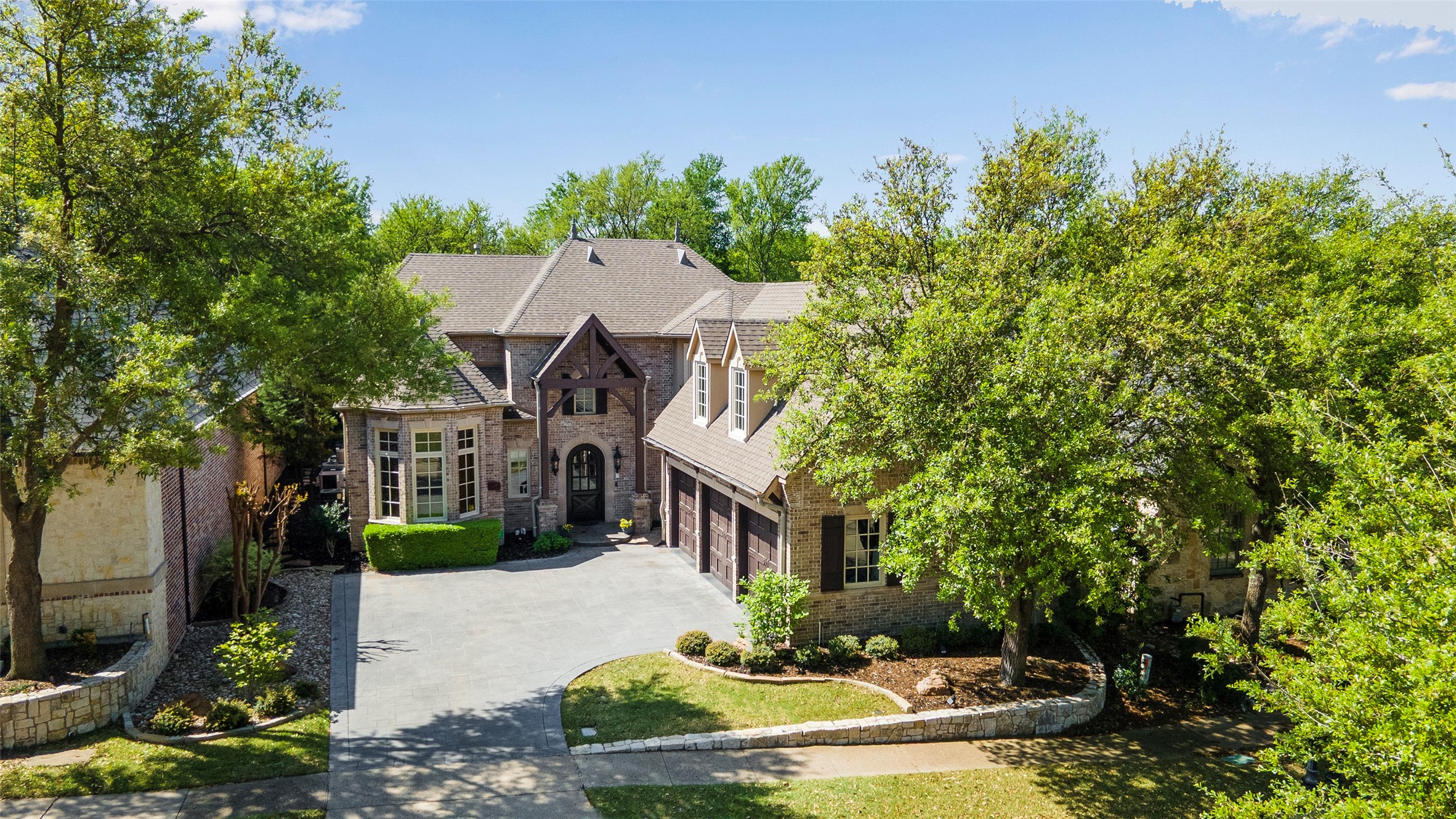 6413 Avalon Woods Drive