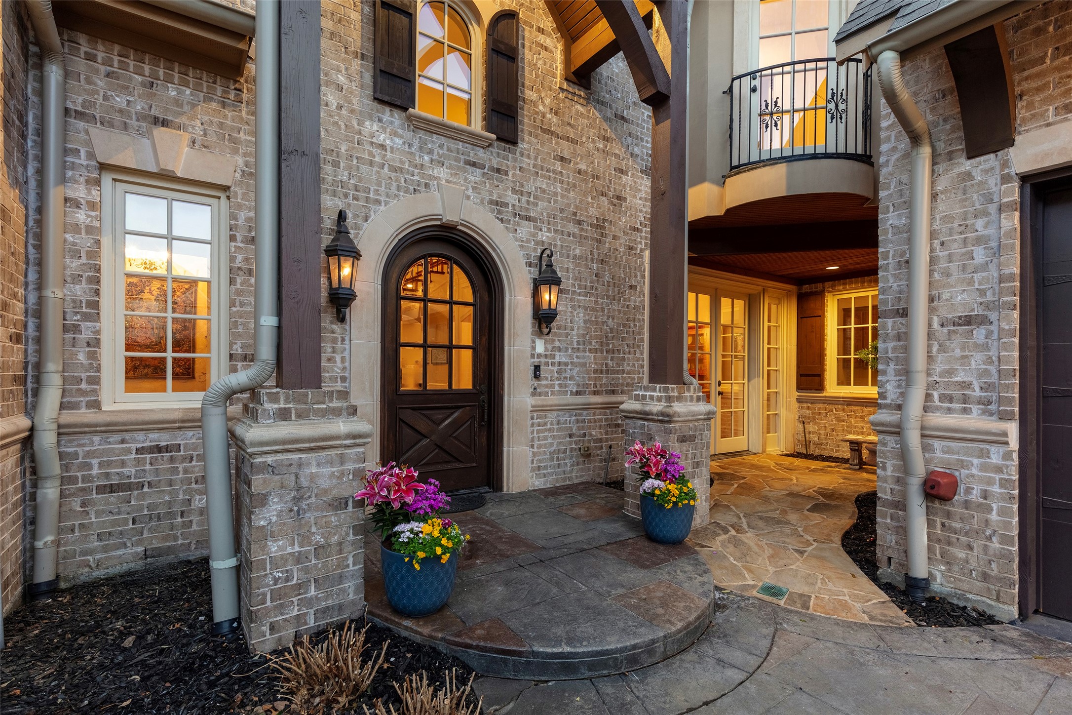 6413 Avalon Woods Drive
