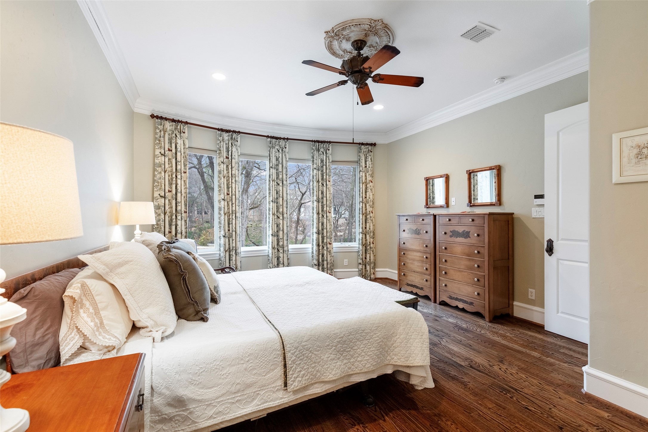 6413 Avalon Woods Drive