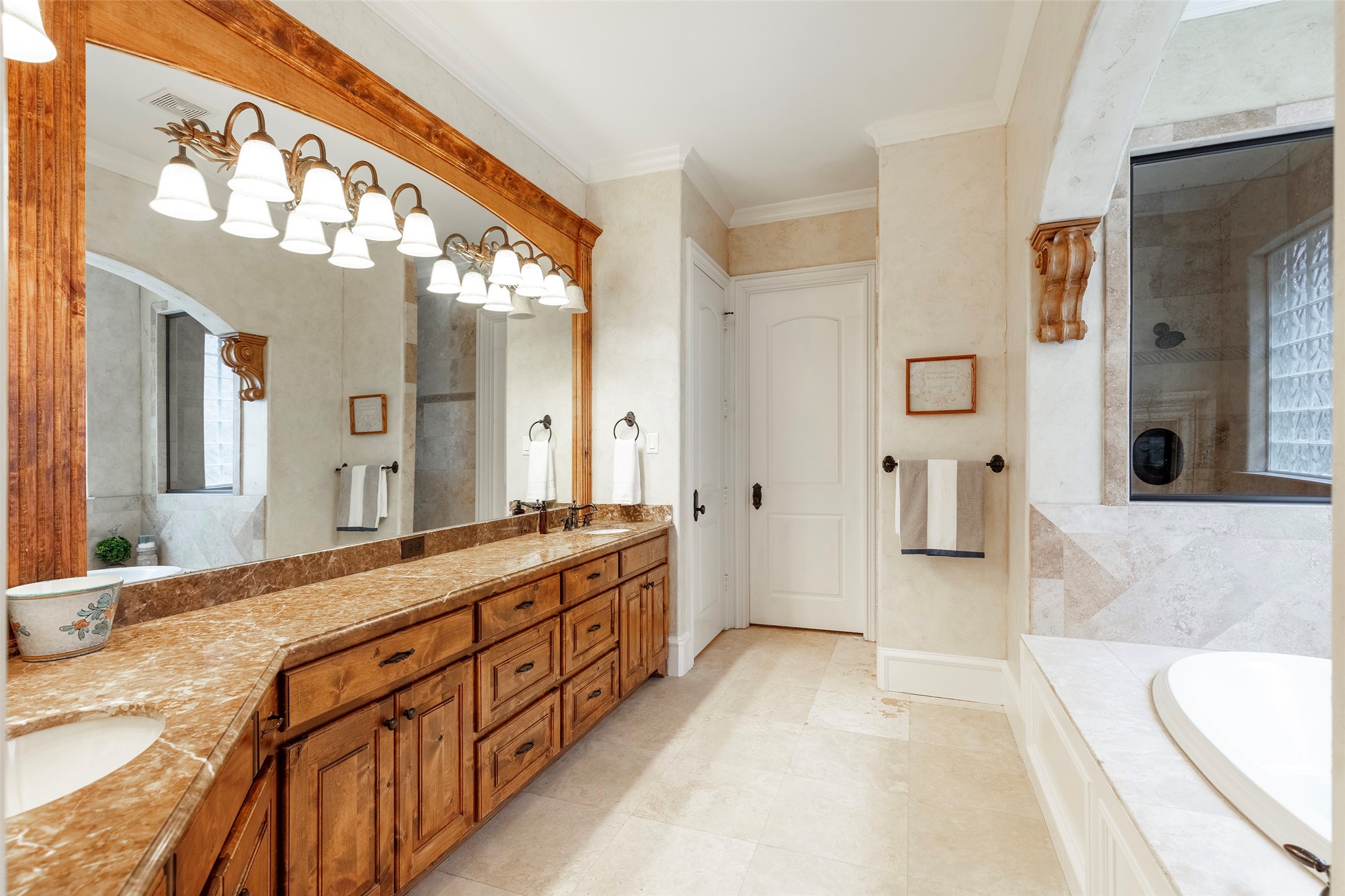 6413 Avalon Woods Drive