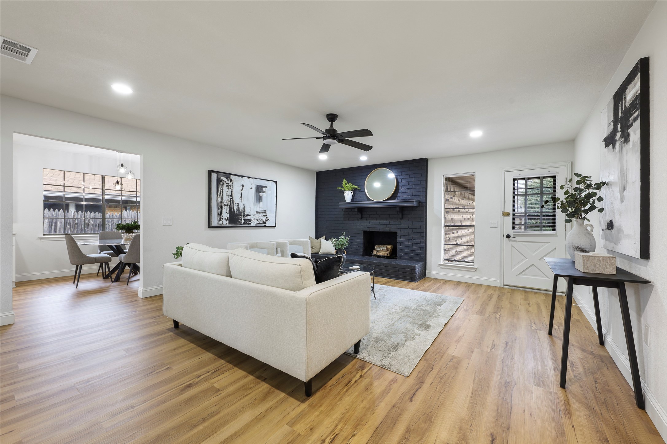 1585 College Parkway