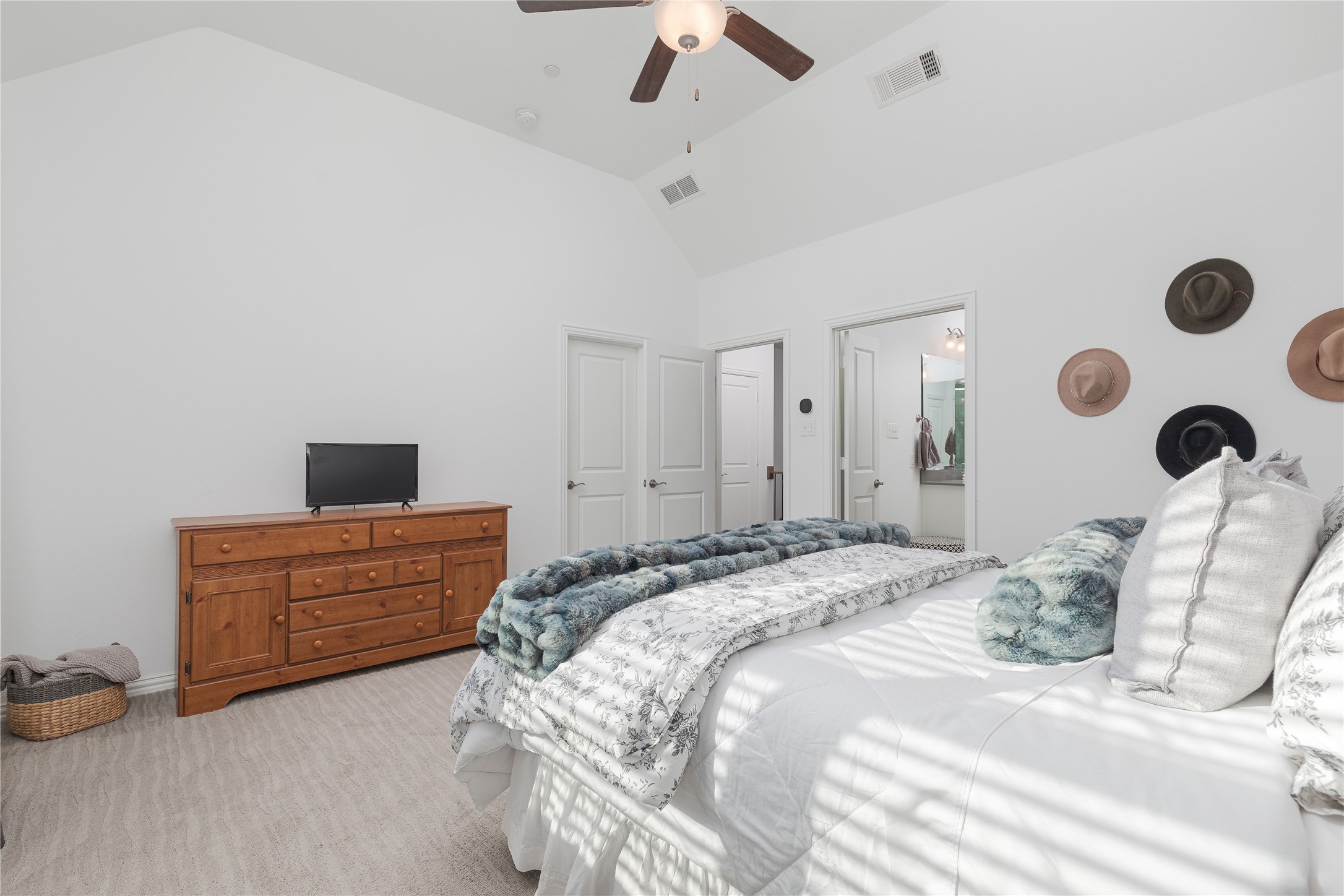 3121 Decker Drive