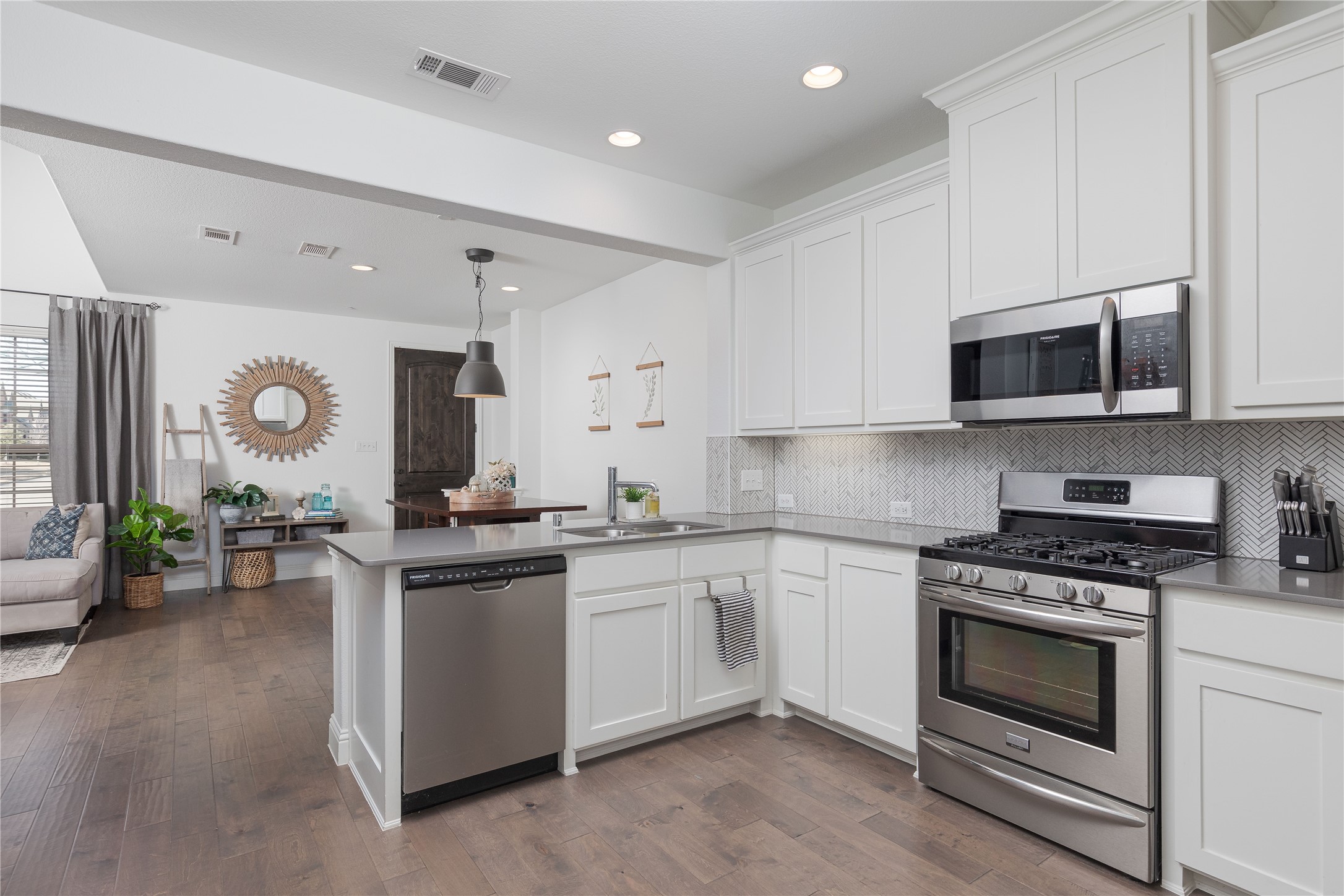 3121 Decker Drive