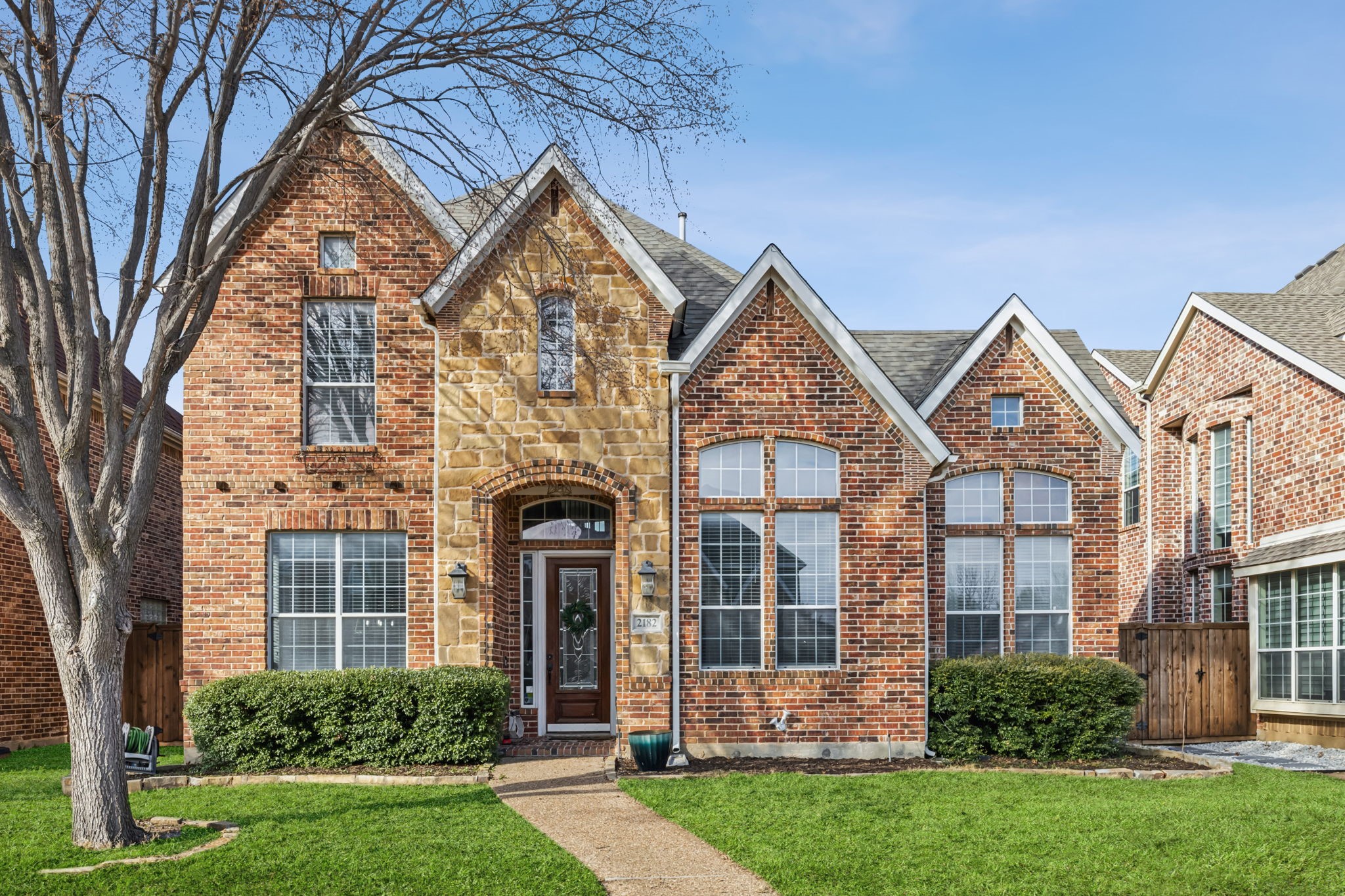 2182 Fox Crossing Lane