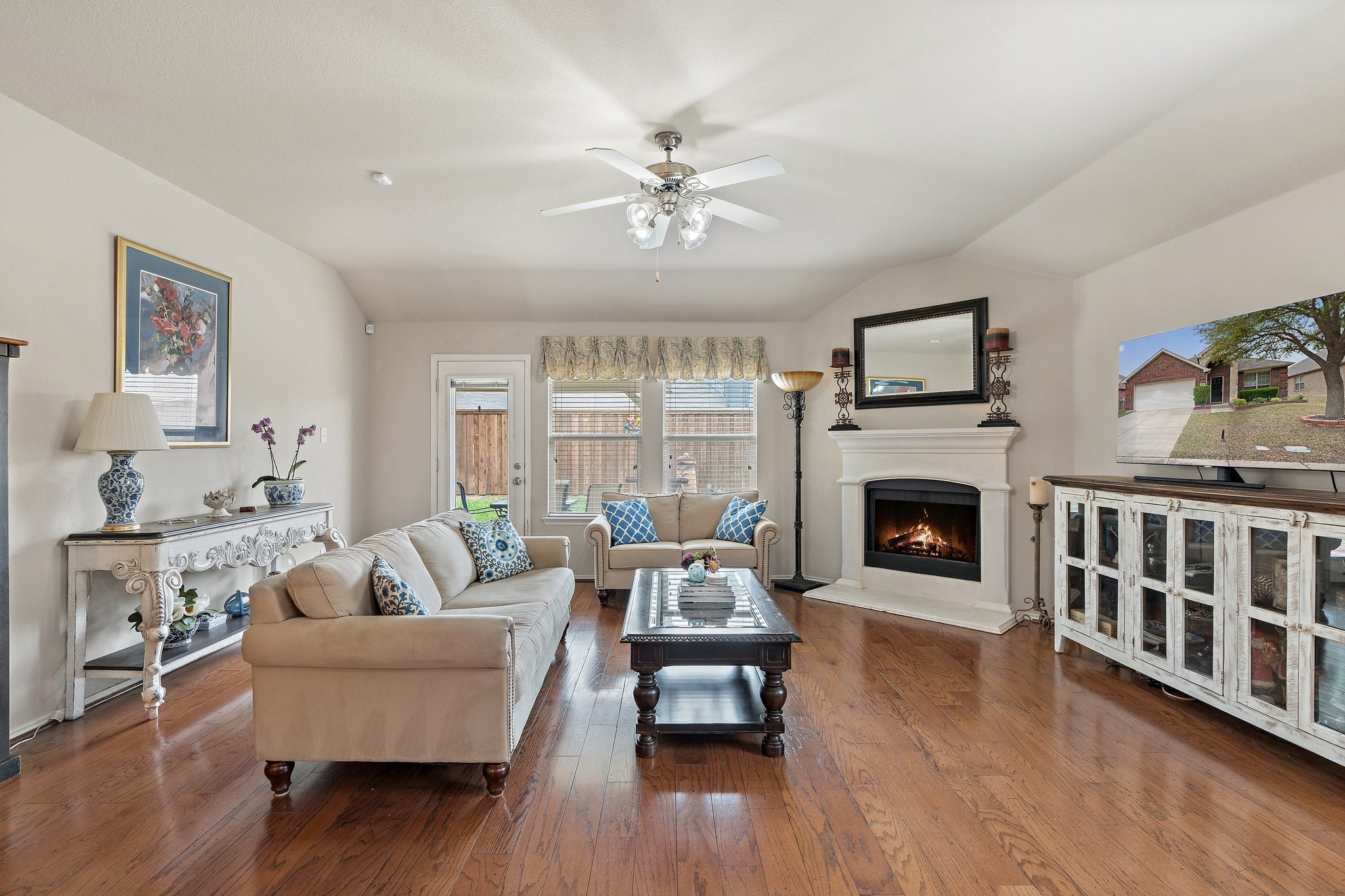 9620 Starfire Drive