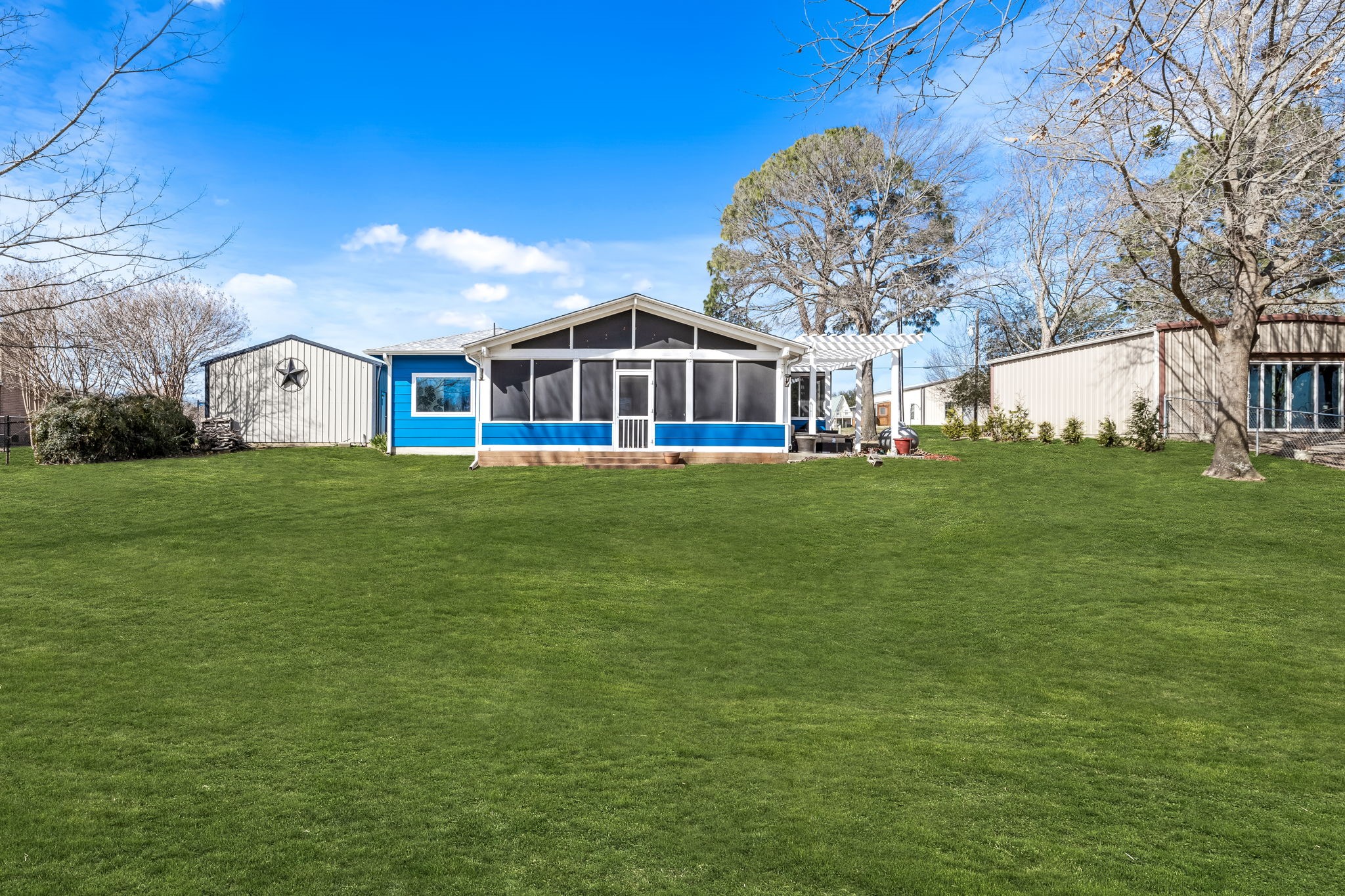 10141 Lynn Lane
