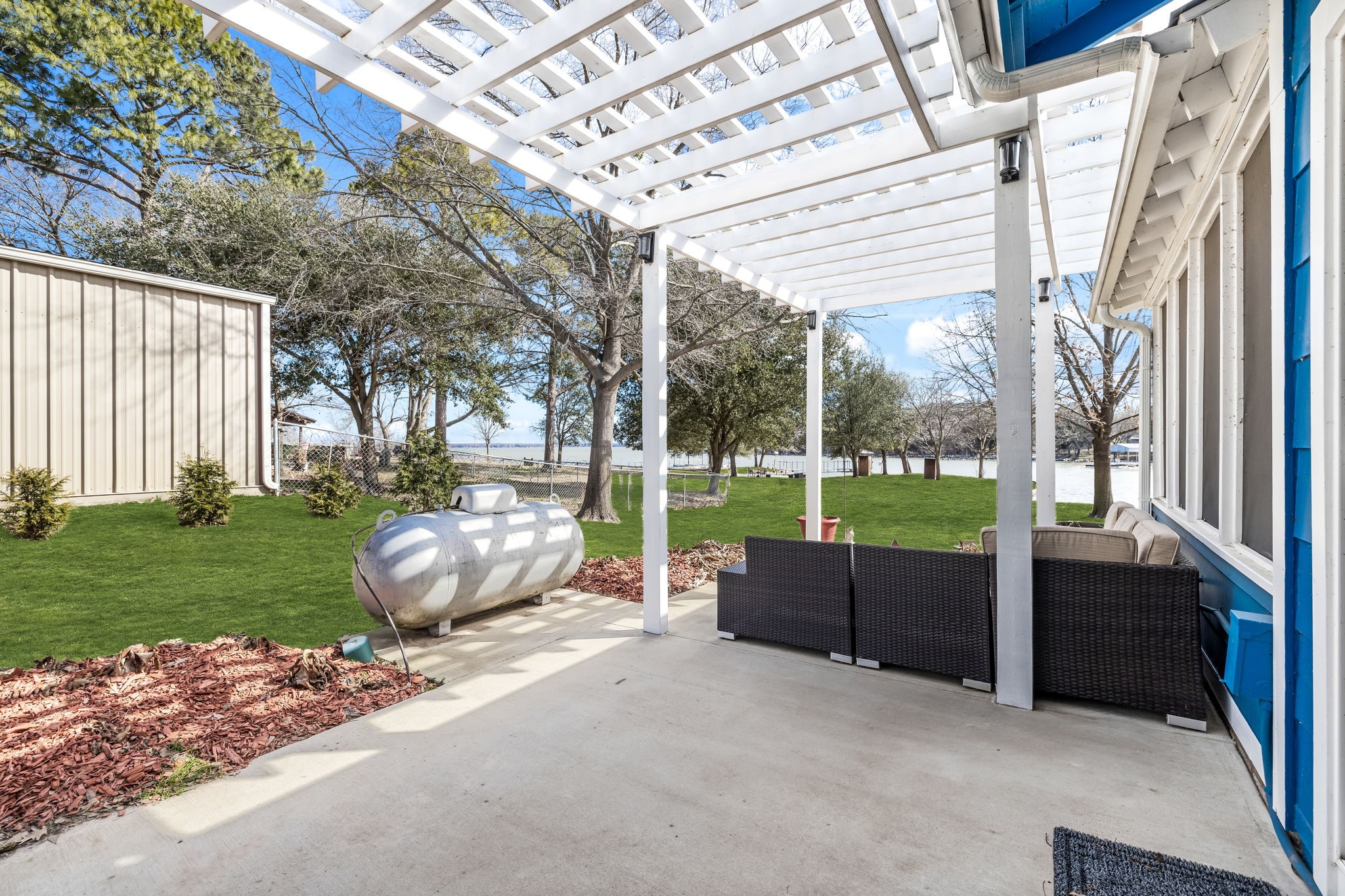 10141 Lynn Lane