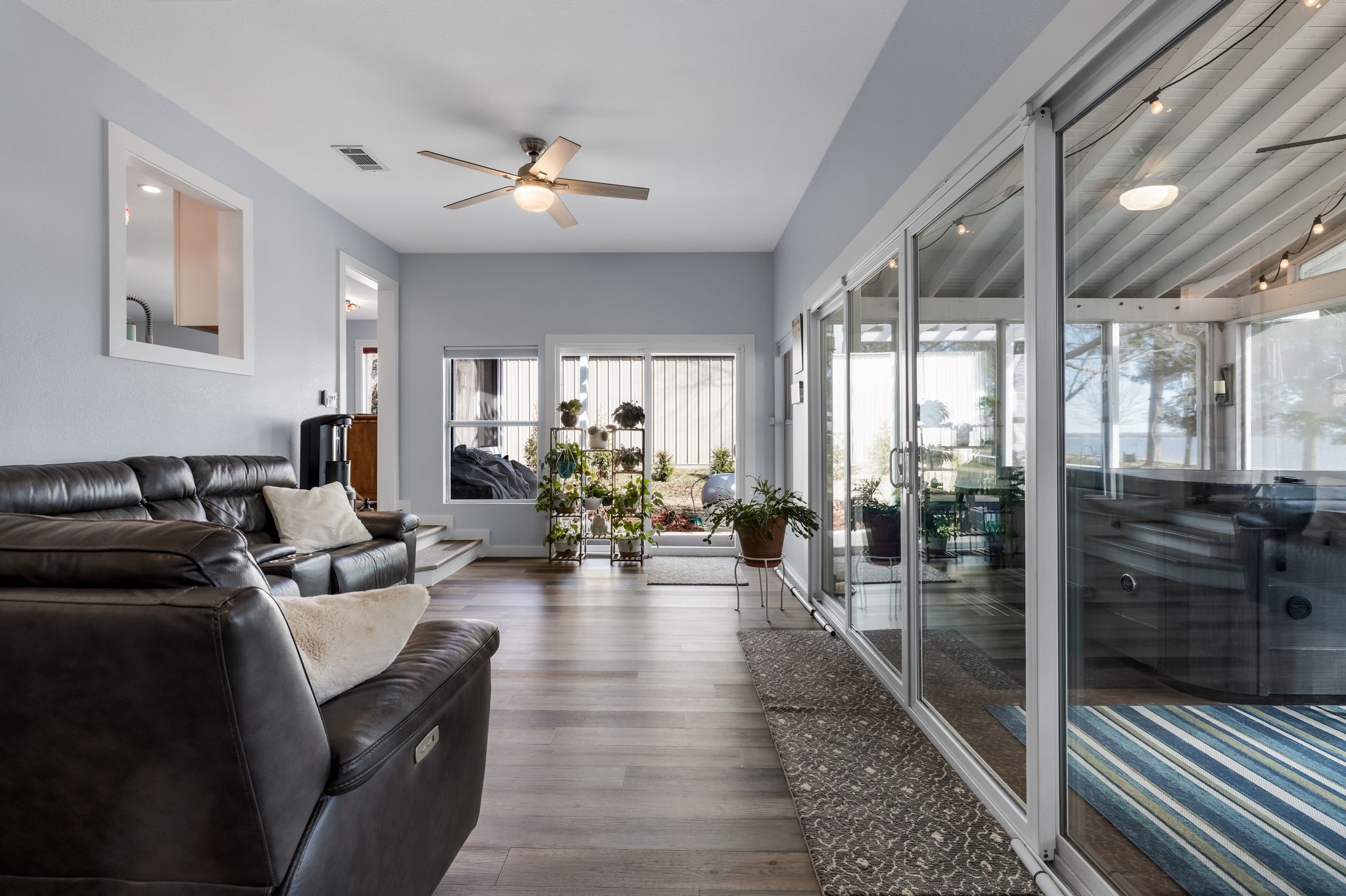 10141 Lynn Lane