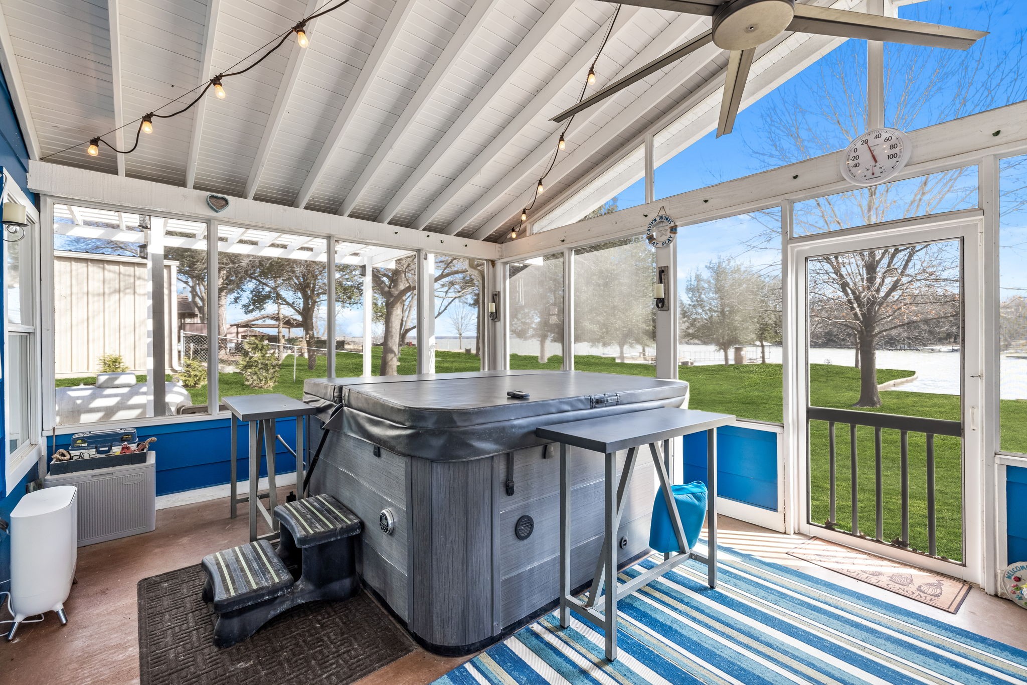 10141 Lynn Lane
