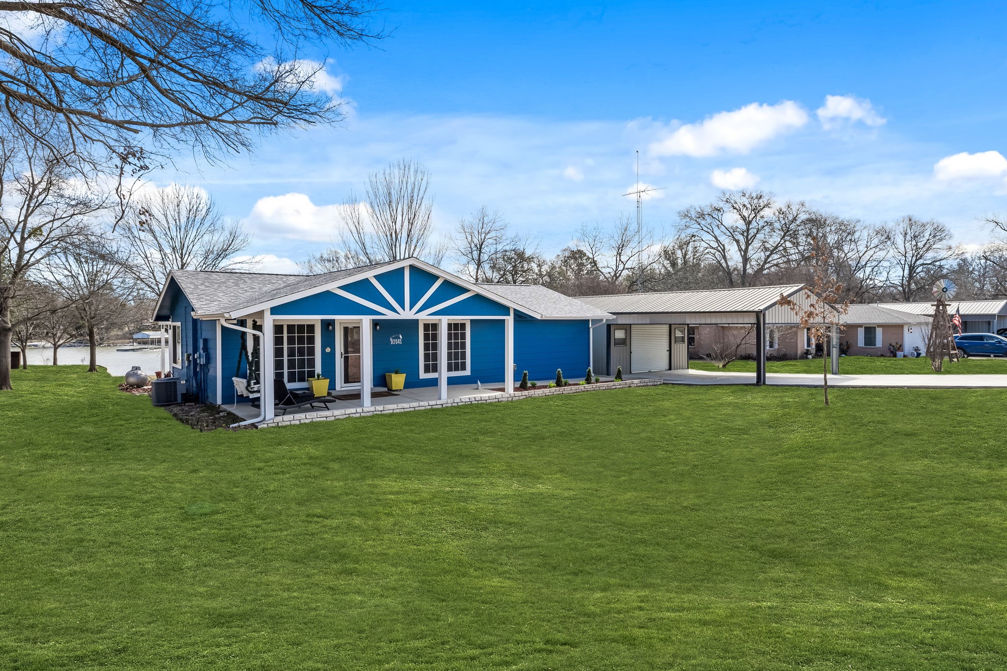 10141 Lynn Lane