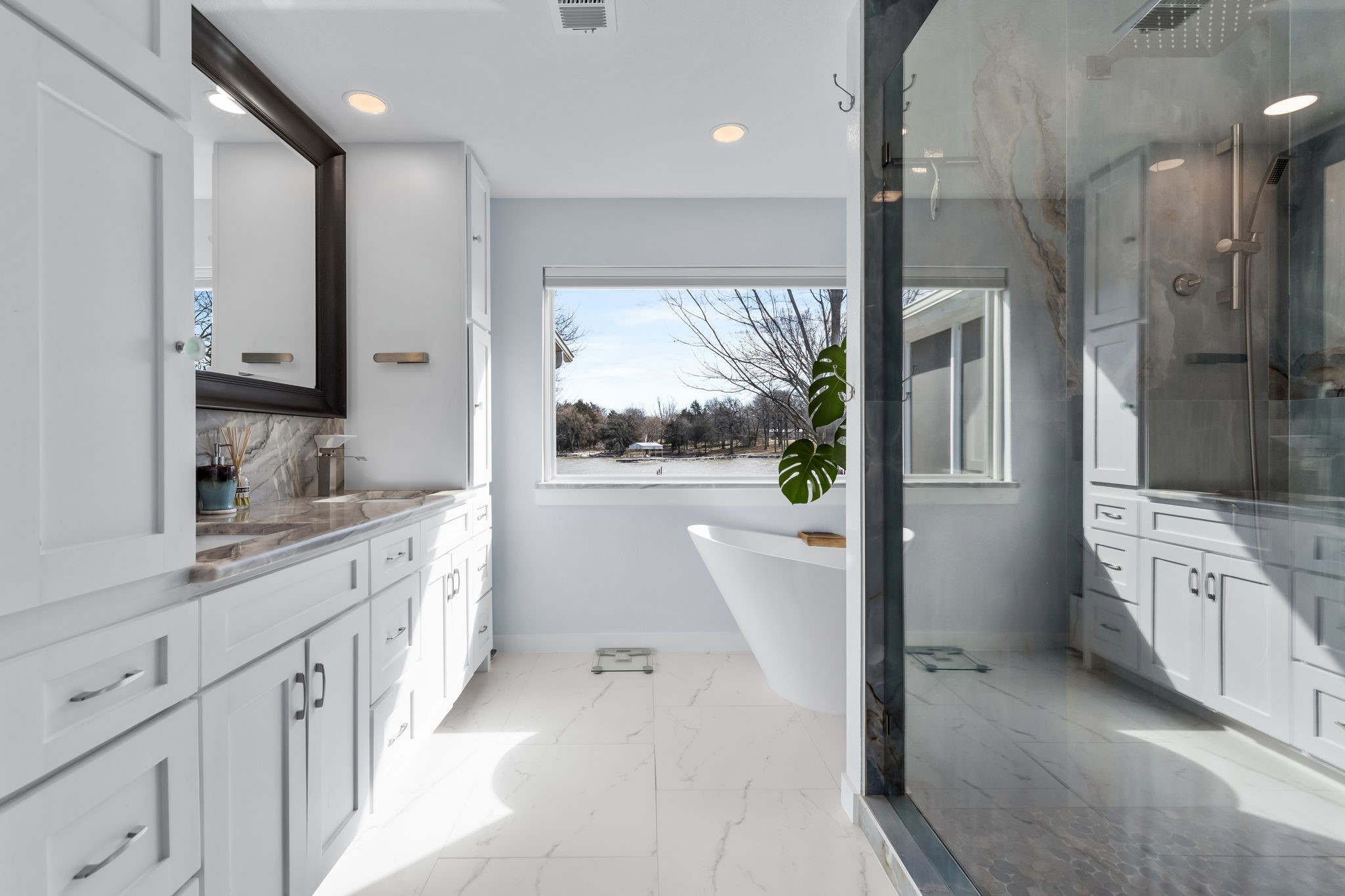 10141 Lynn Lane