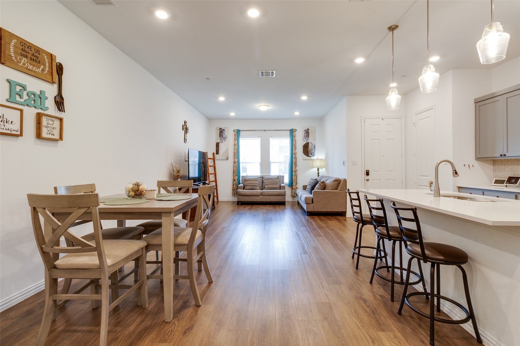 3216 Colorado Lane