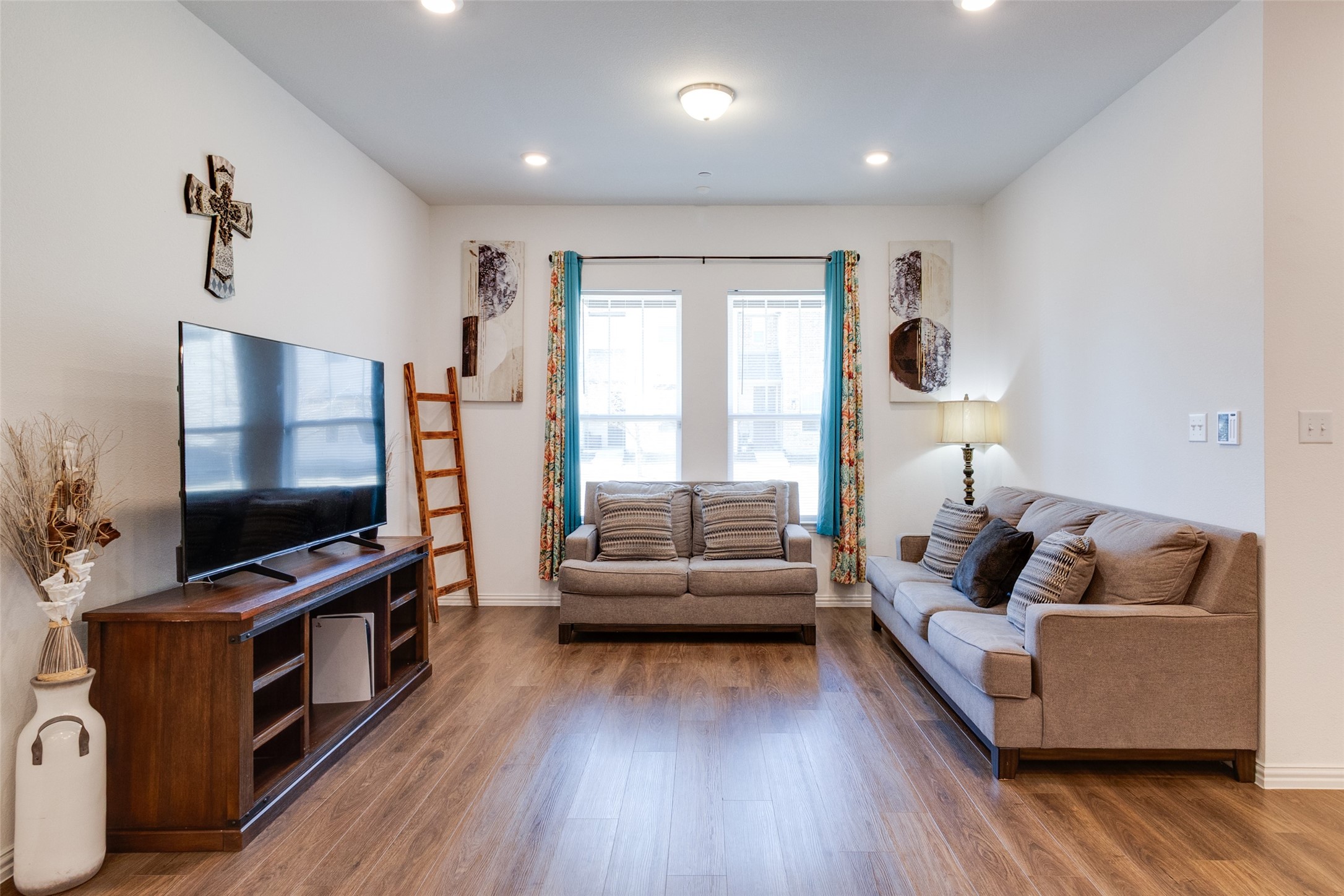 3216 Colorado Lane