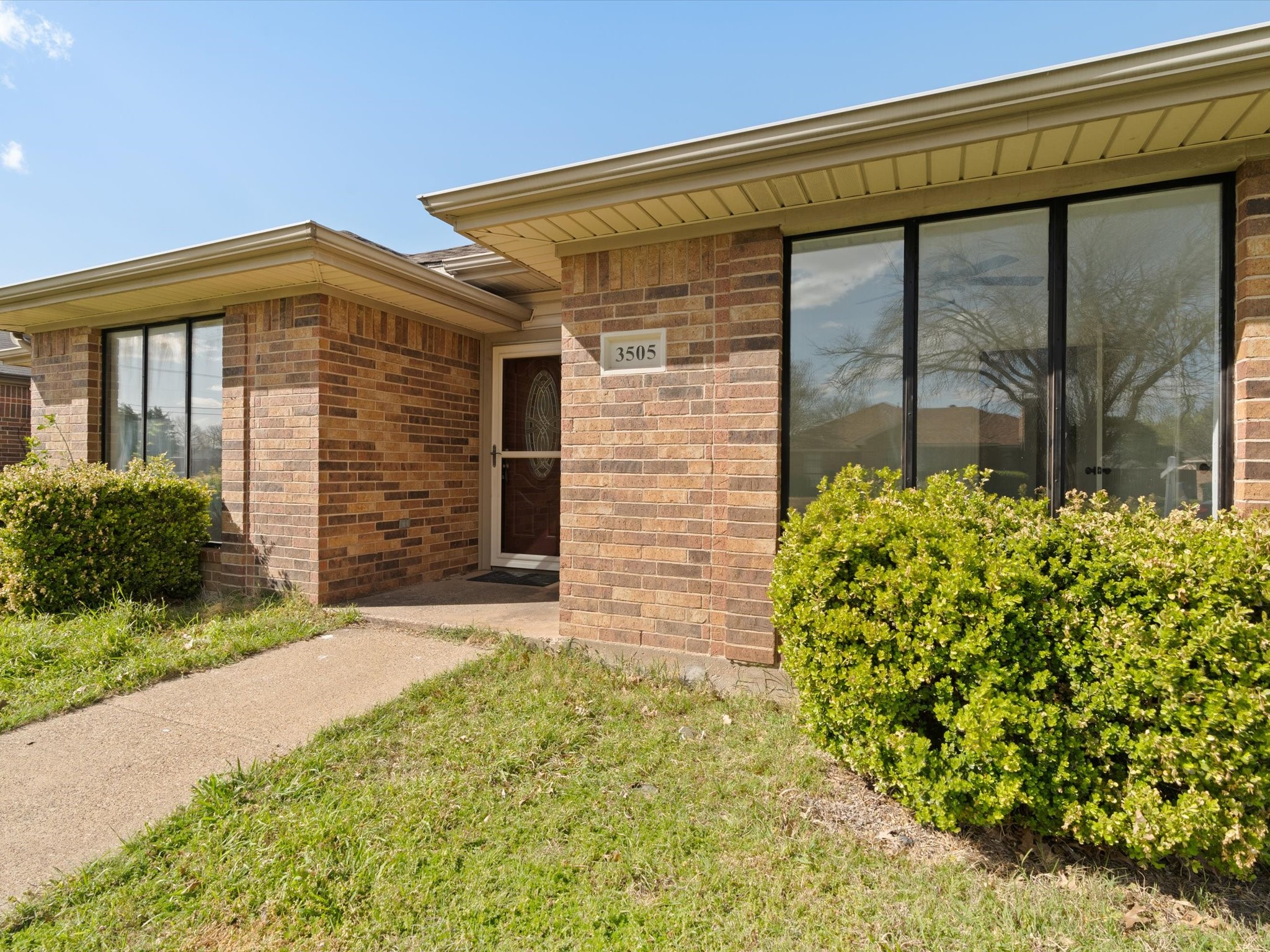 3505 Shelley Lane