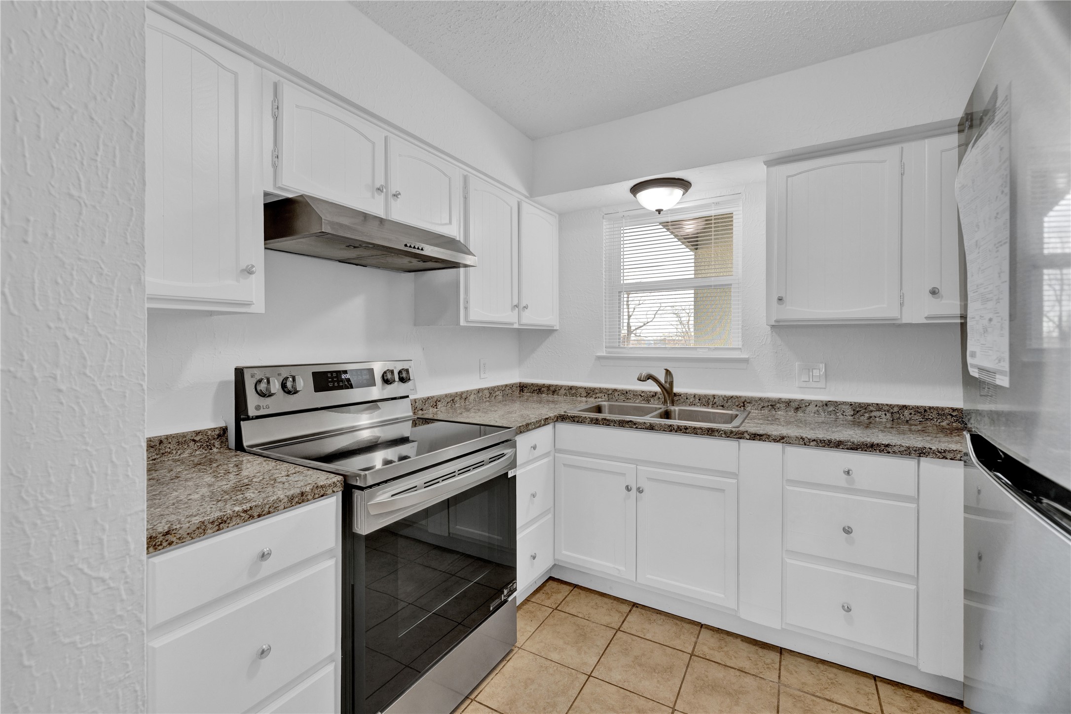 1402 S Carrier Parkway 410