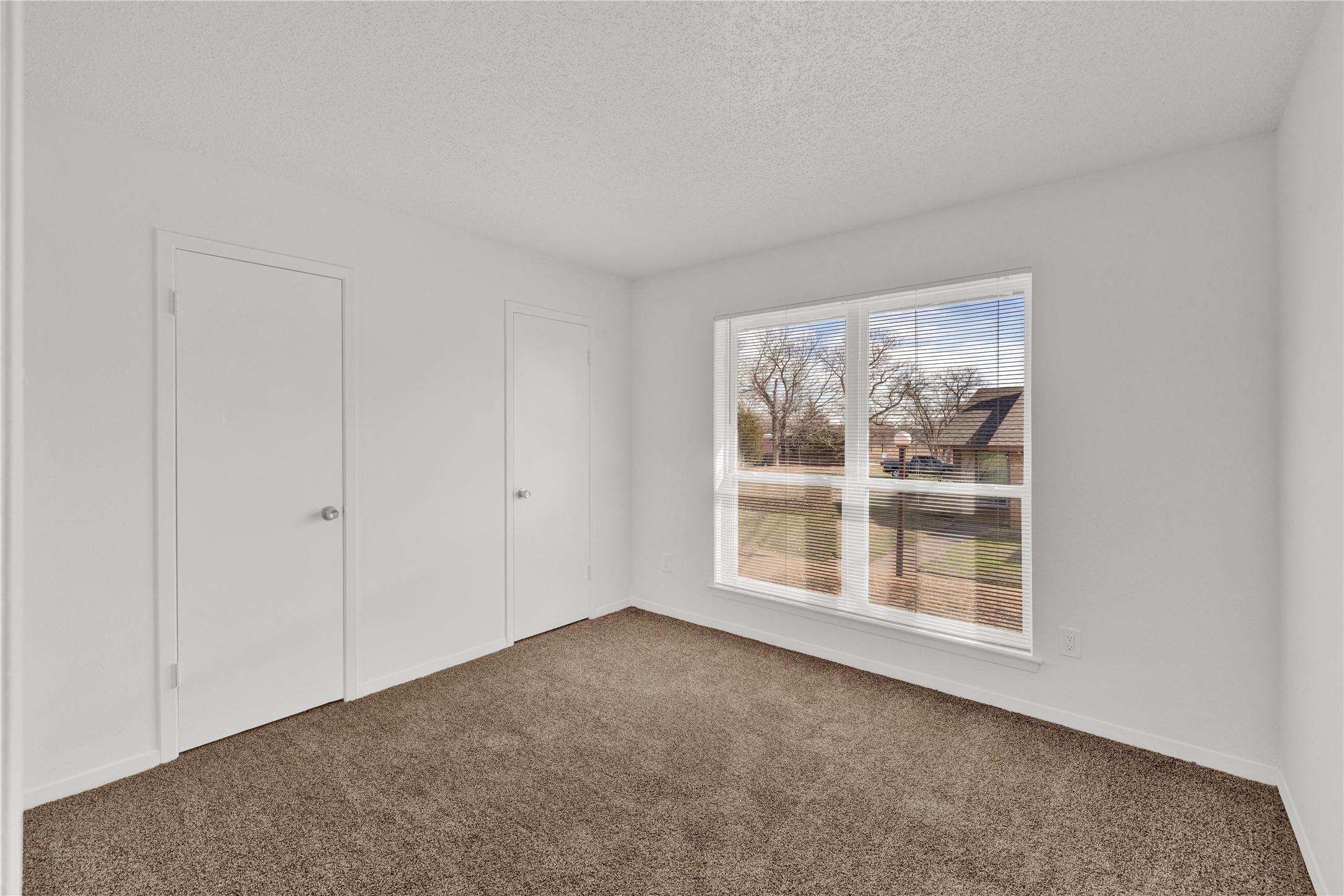 1402 S Carrier Parkway 410