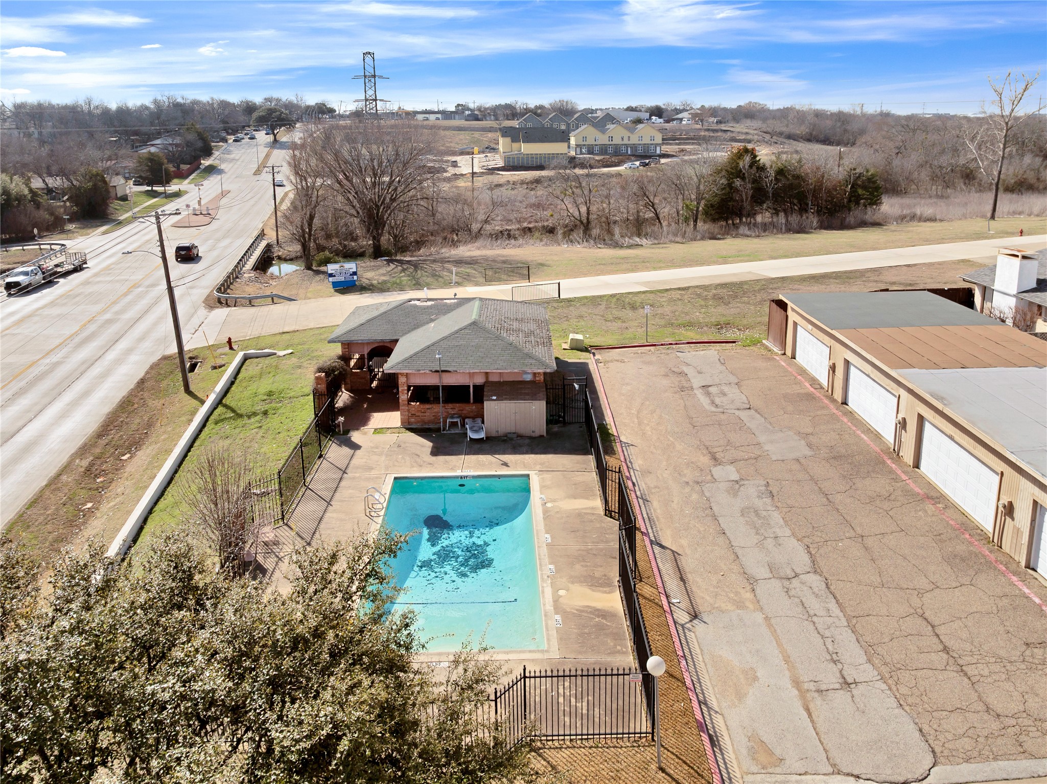 1402 S Carrier Parkway 410
