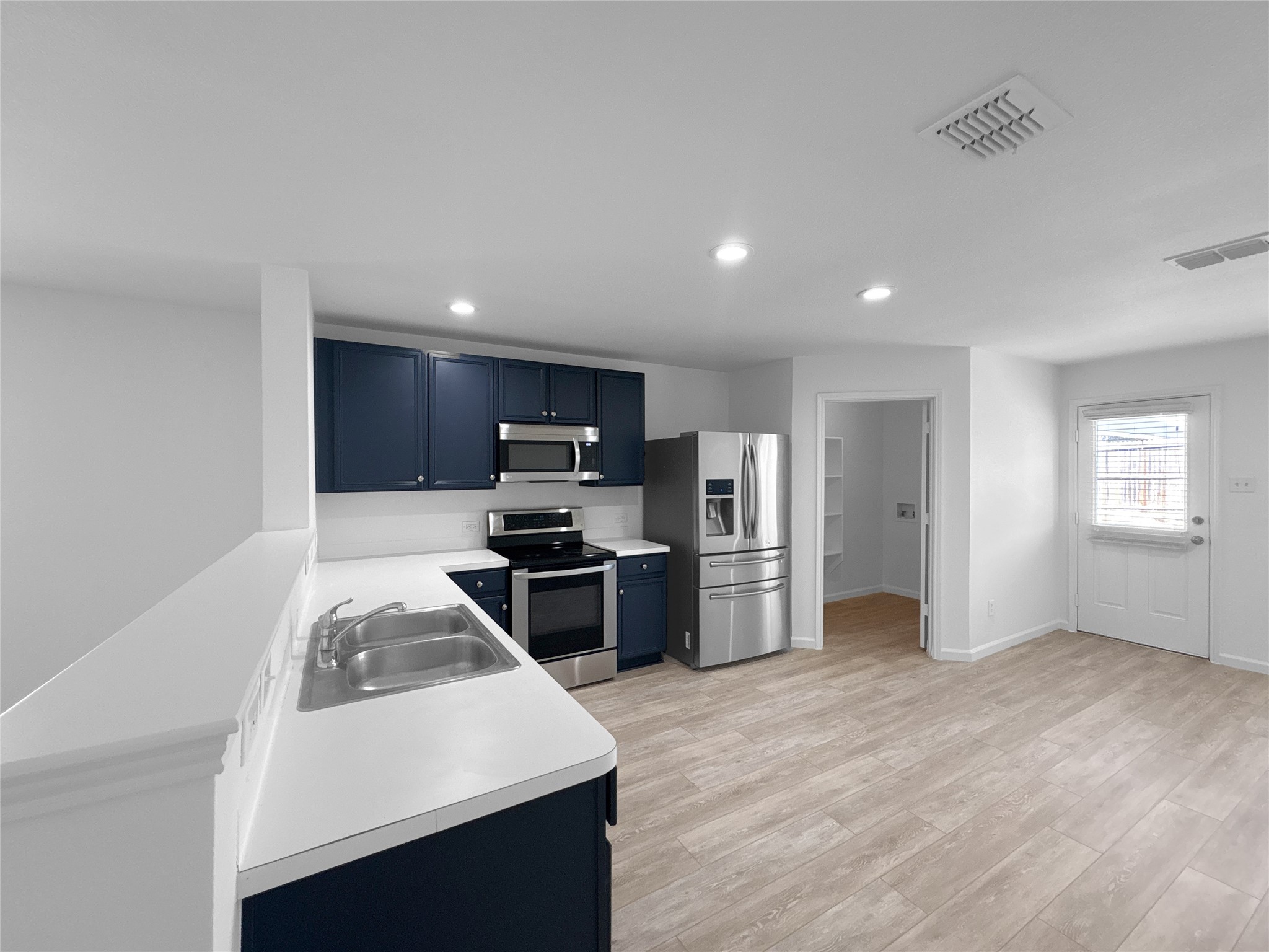 1202 Bellevue Drive